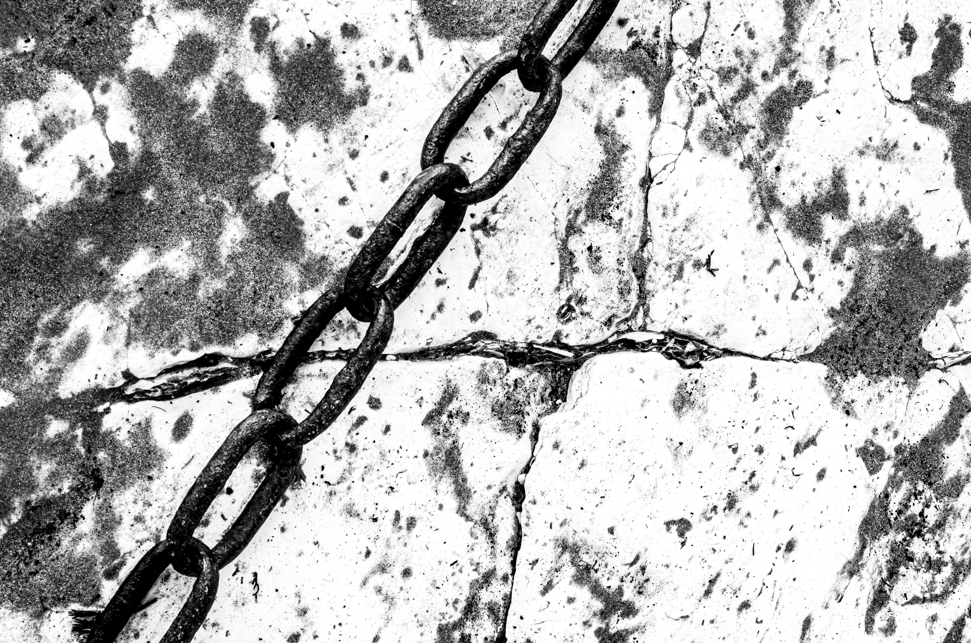 Chain and Chalk