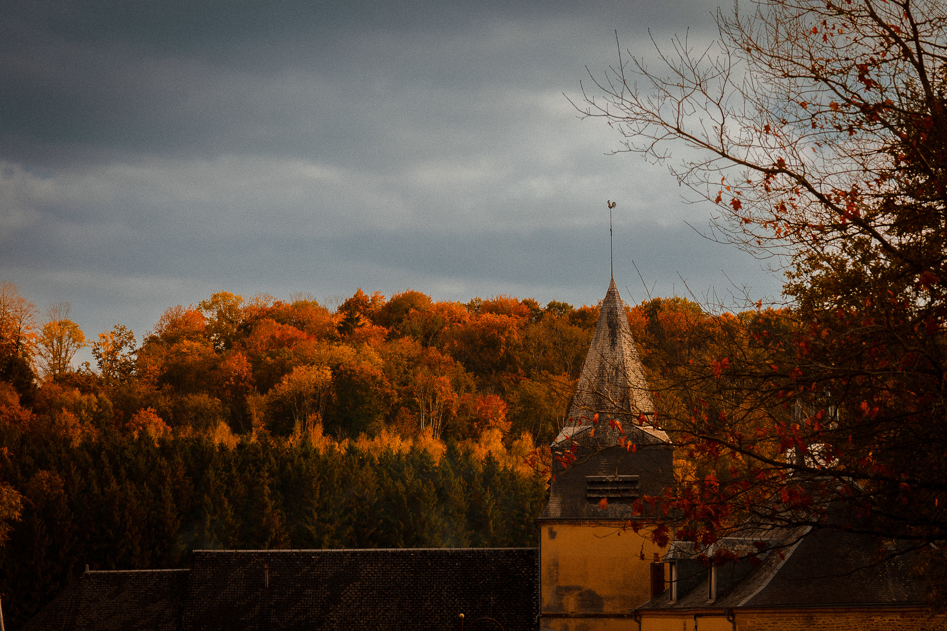 Sous les Feuilles d’Octobre
