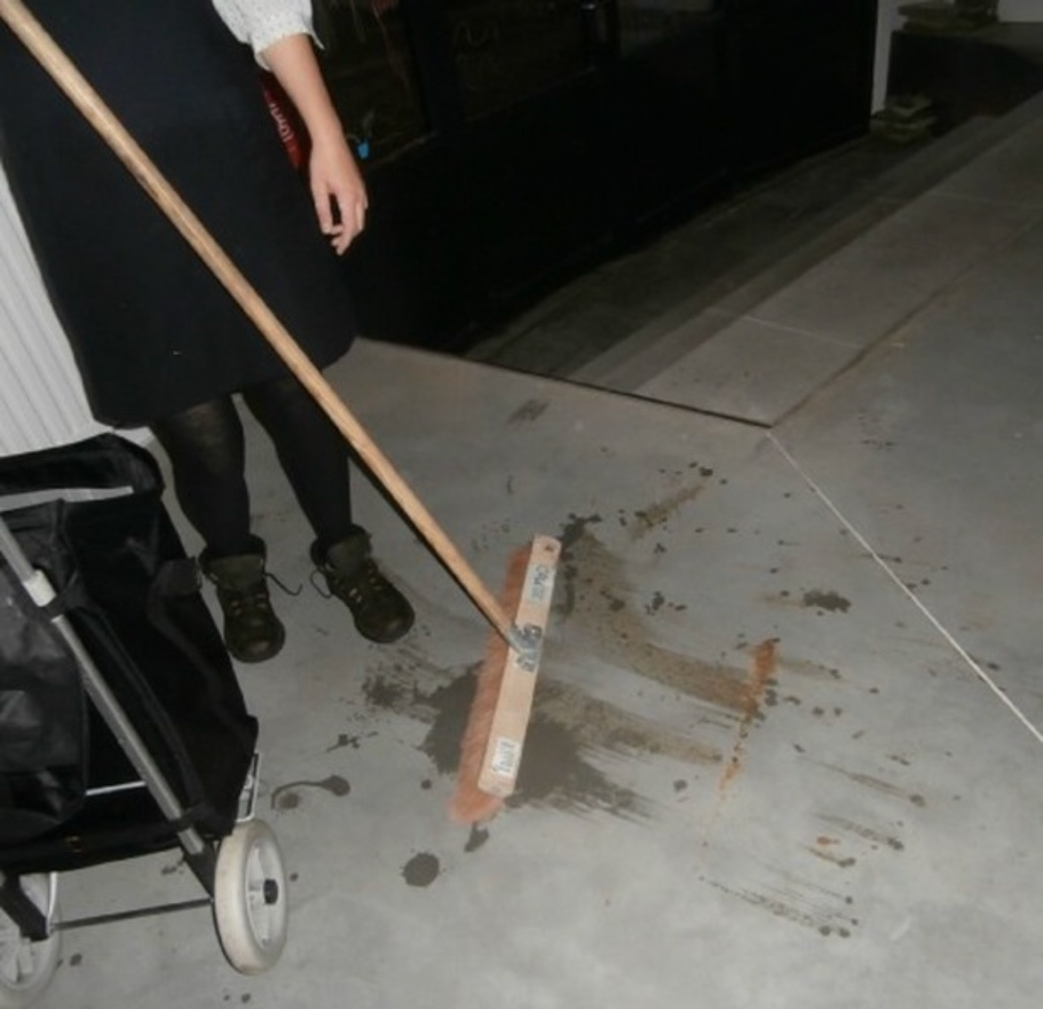 cleaning after exhibit