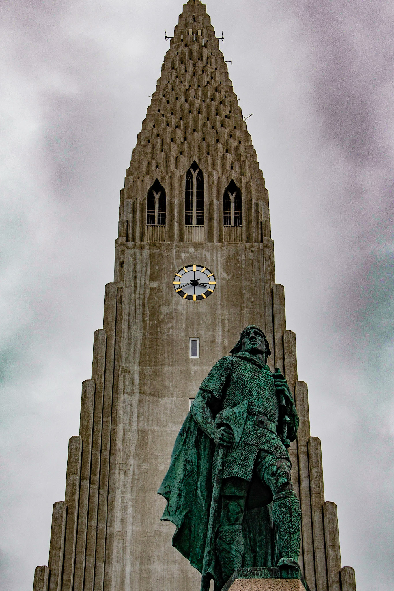 Leifr Eiríksson & Hallgrímskirkja