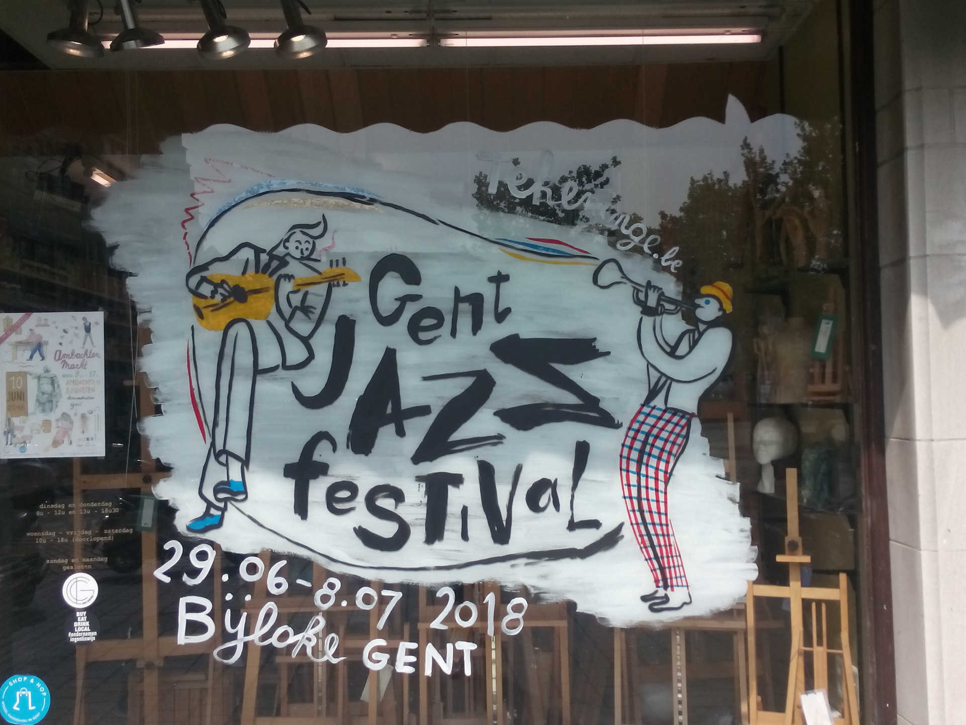 Windowdrawing 'vitrine De Gouden Pluim for Gent Jazz Festival' (logo is not designed by me)