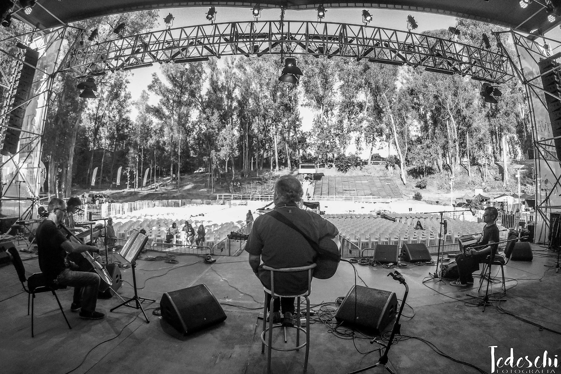 DCIM\100GOPRO\GOPR1571.