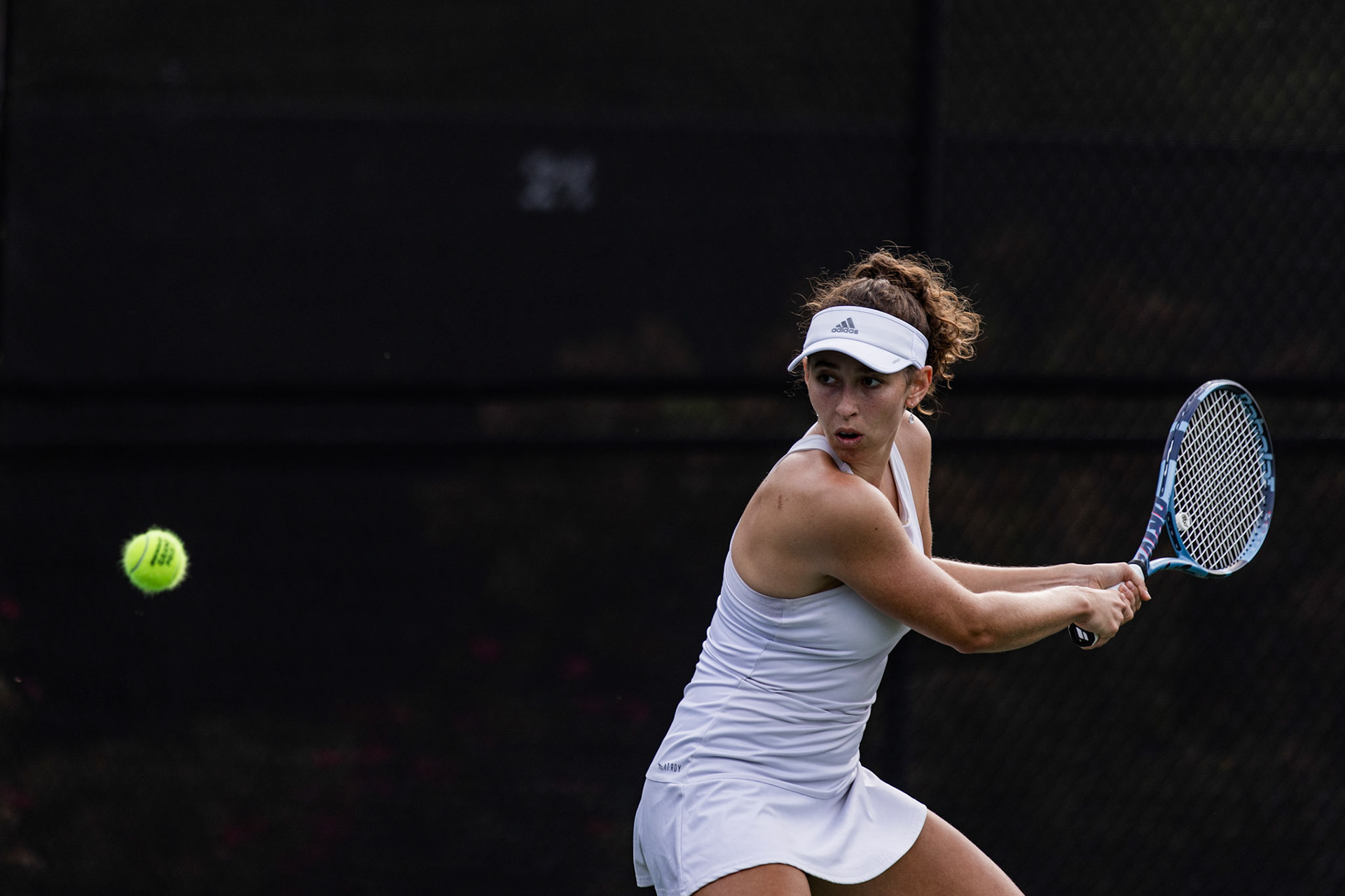 COLLEGE PARK, MARYLAND - SEPTEMBER 20: GW junior Victoria Sasinka prepares to hit the ball during her singles match against Christine Richie of Loyola University Maryland at the Bedford Cup in College Park, Md. on Sept. 20, 2025. After having been named to the Atlantic 10 all-conference second team last season, Sasinka advanced to the finals before falling and finishing her weekend 1-3.