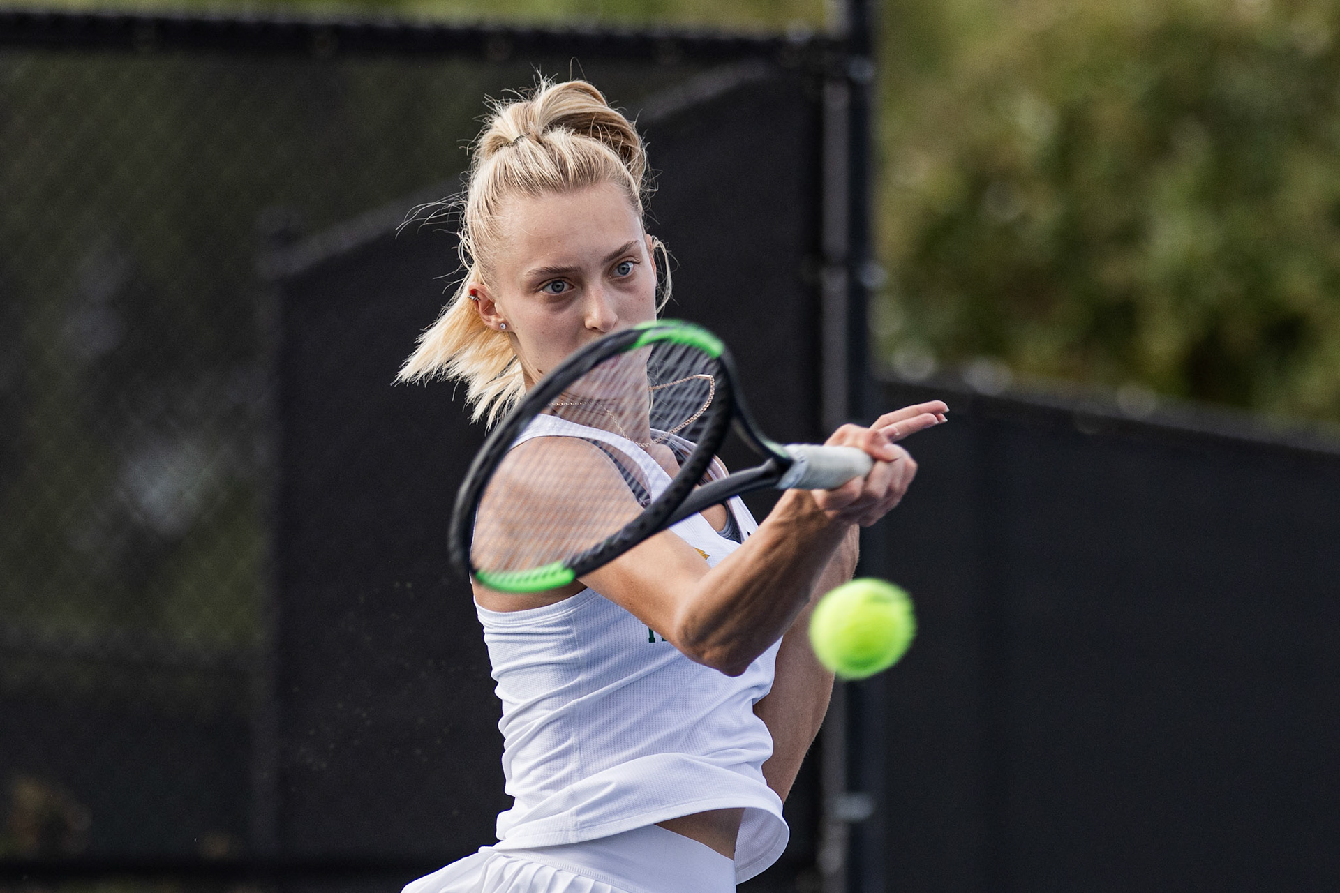 COLLEGE PARK, MARYLAND - SEPTEMBER 20: Norfolk State University tennis player Yuliya Yurkova swings a forehand during a singles match against Sofia Thorne of Virginia Commonwealth University at the Bedford Cup tournament in College Park, Md. on Sept. 20, 2025. Yurkova won the match before falling to a West Virginia University competitor in the second round.