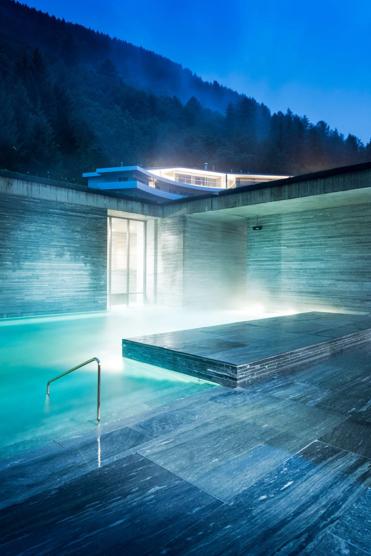 source: vals.ch/erleben/erholung/therme-vals/
