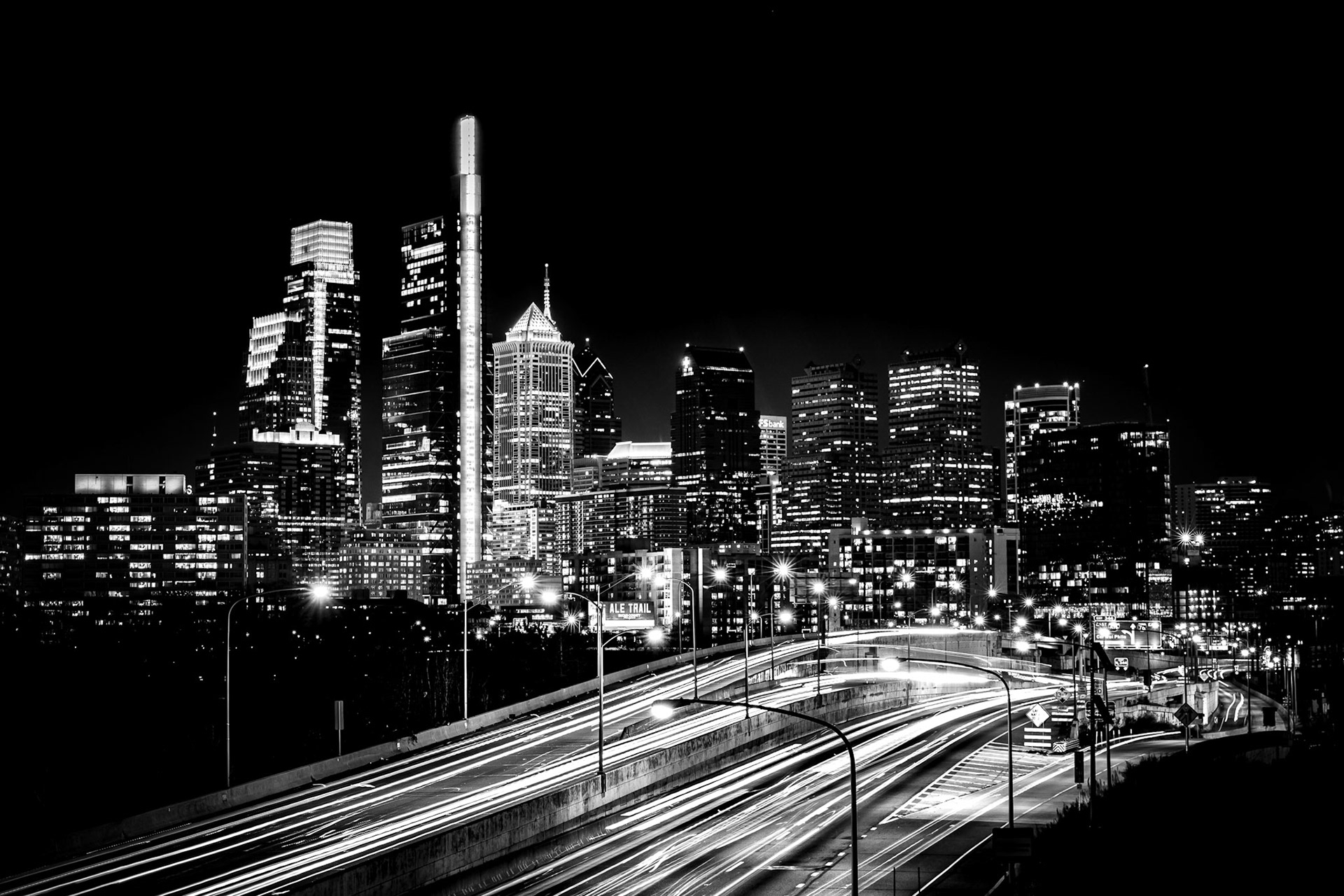 PHILLY SKYLINE NIGHT BW