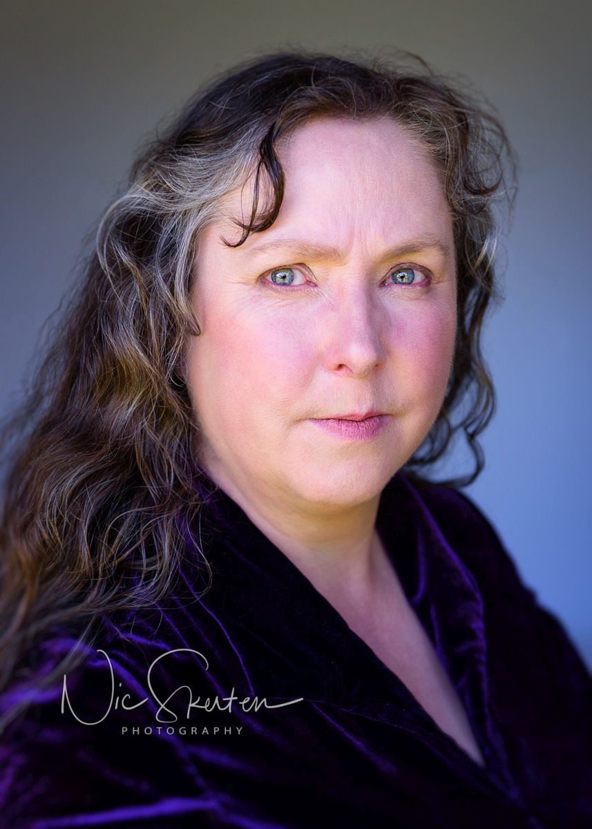 Helen Fullerton Headshot | Nic Skerten Headshots | Norwich Norfolk Ipswich Suffolk | Corporate Headshots | Actor Headshots | Spotlight Headshot