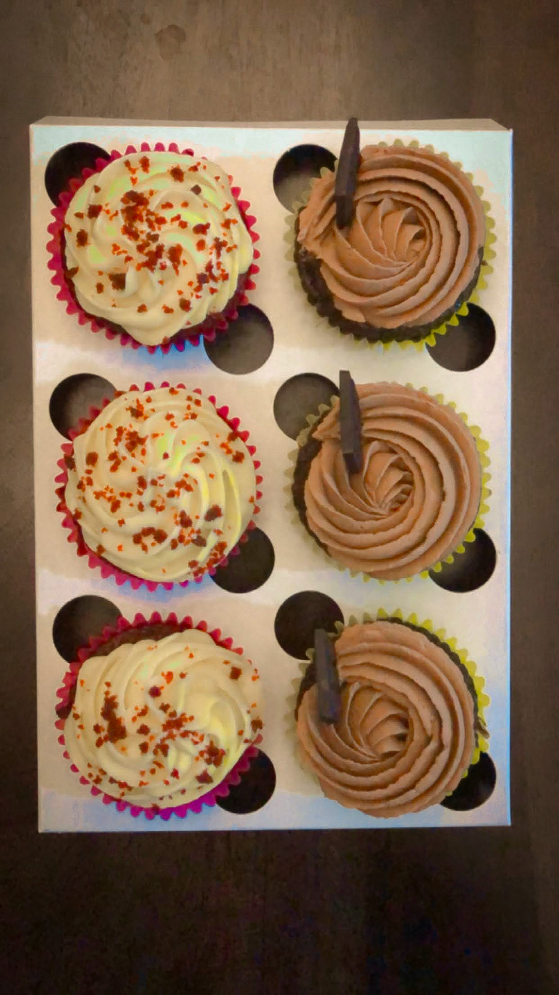 Milk Chocolate | Red Velvet