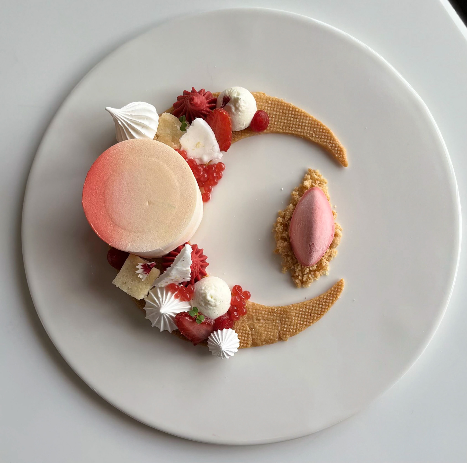 Almond Dacquoise | Diplomat Mousse | Strawberry Gel | Strawberry Caviar | Lemon streusel | Strawberry Sorbet | Meringue Kisses | Raspberry Ganache | Lemon Sable