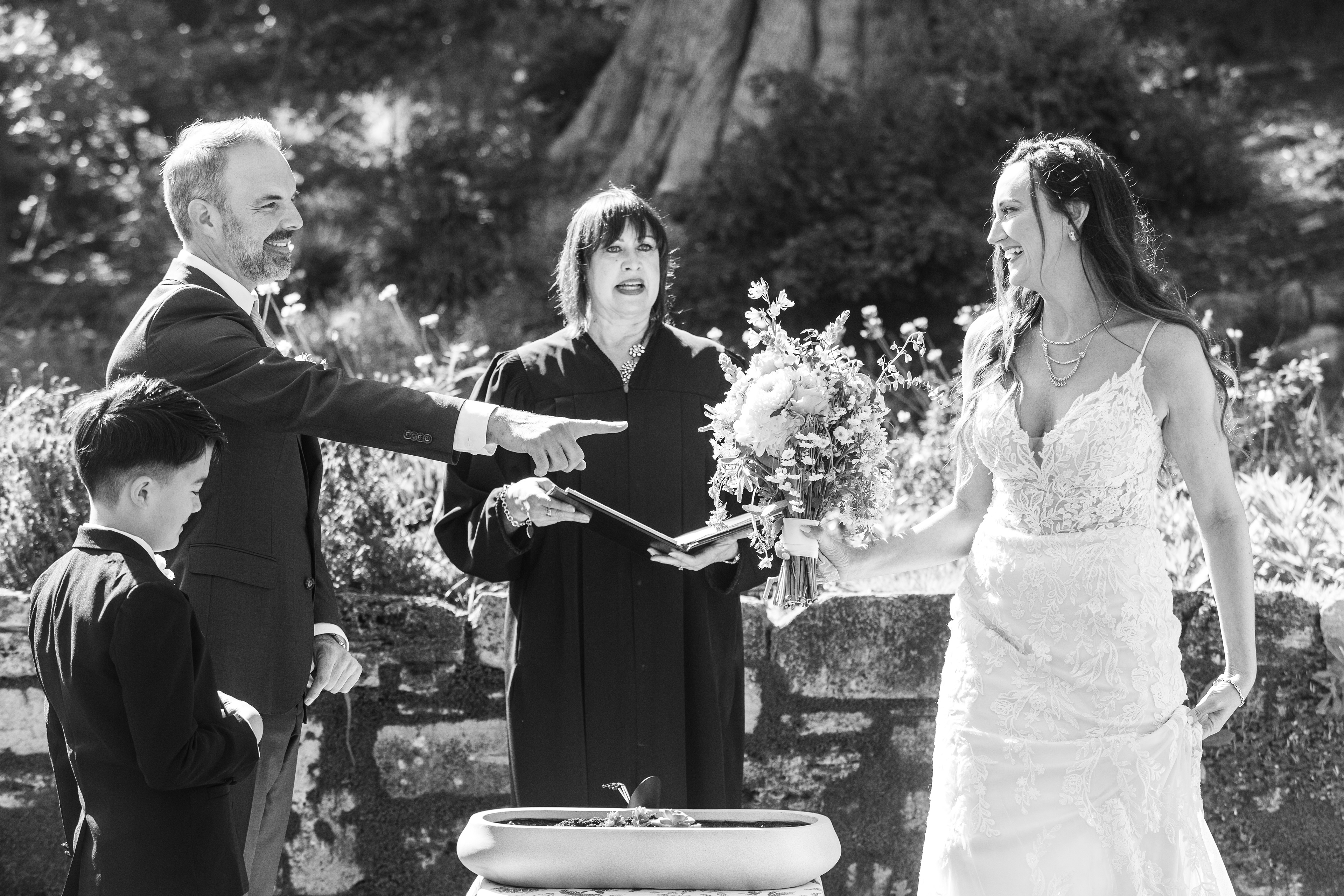 #BayAreaWedding #WeddingPhotography #BridalPortrait #CandidMoments #CaliforniaWedding #BrideStyle #WeddingSeason2025 #BayAreaPhotographer #DocumentaryWeddingPhotography #RealWeddingMoments