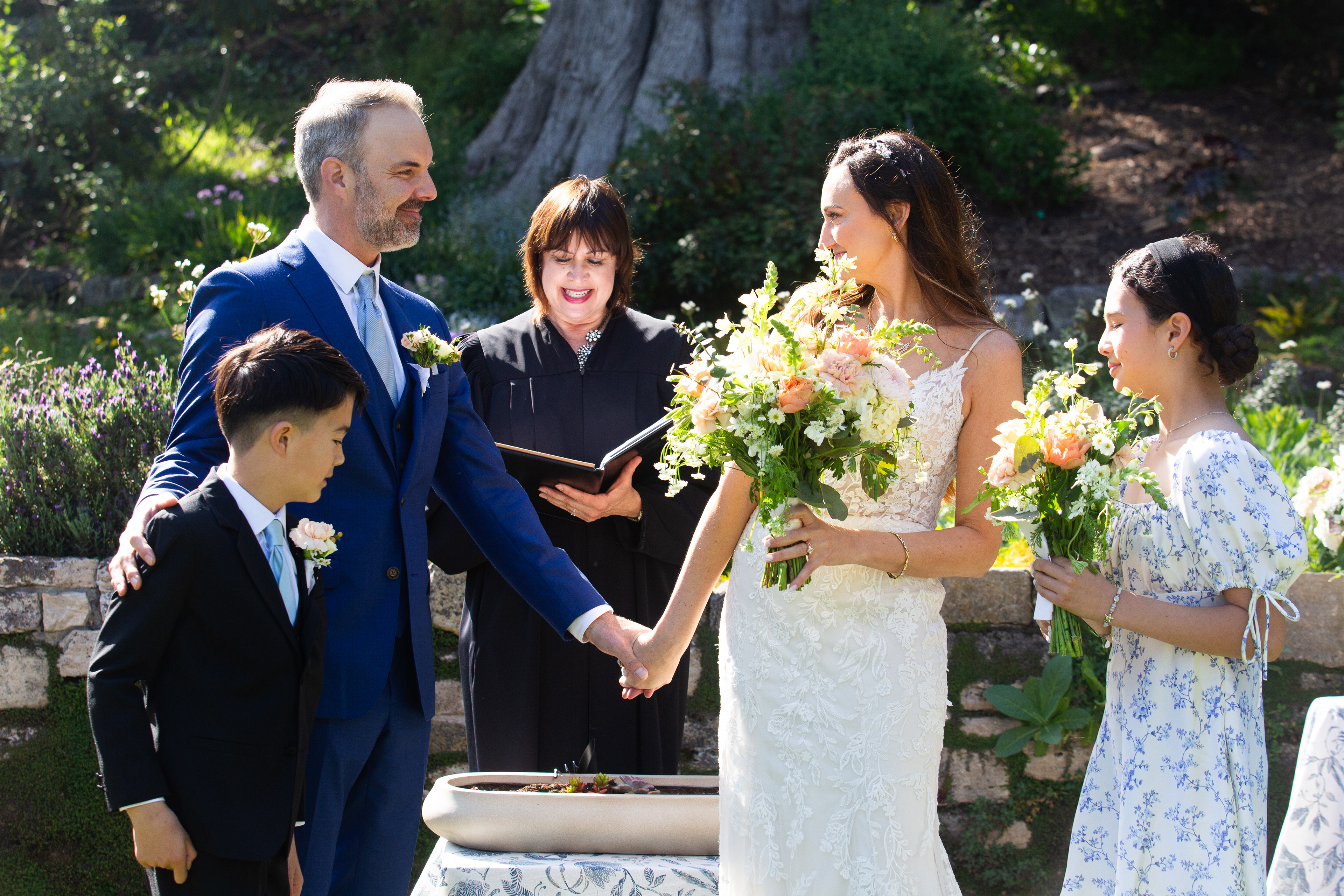 #BayAreaWedding #WeddingPhotography #BridalPortrait #CandidMoments #CaliforniaWedding #BrideStyle #WeddingSeason2025 #BayAreaPhotographer #DocumentaryWeddingPhotography #RealWeddingMoments