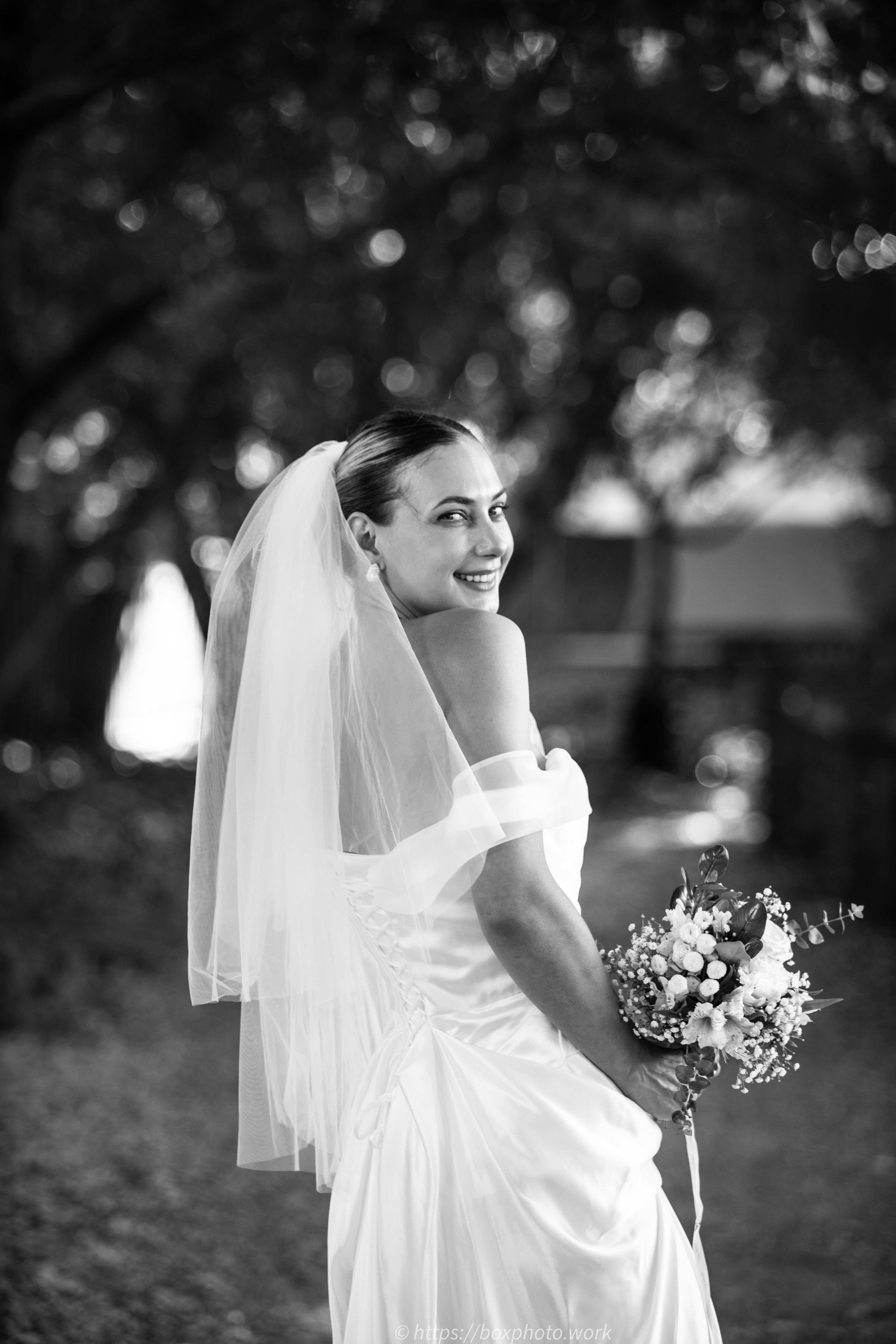 #BayAreaWedding #WeddingPhotography #BridalPortrait #CandidMoments #CaliforniaWedding #BrideStyle #WeddingSeason2025 #BayAreaPhotographer #DocumentaryWeddingPhotography #RealWeddingMoments