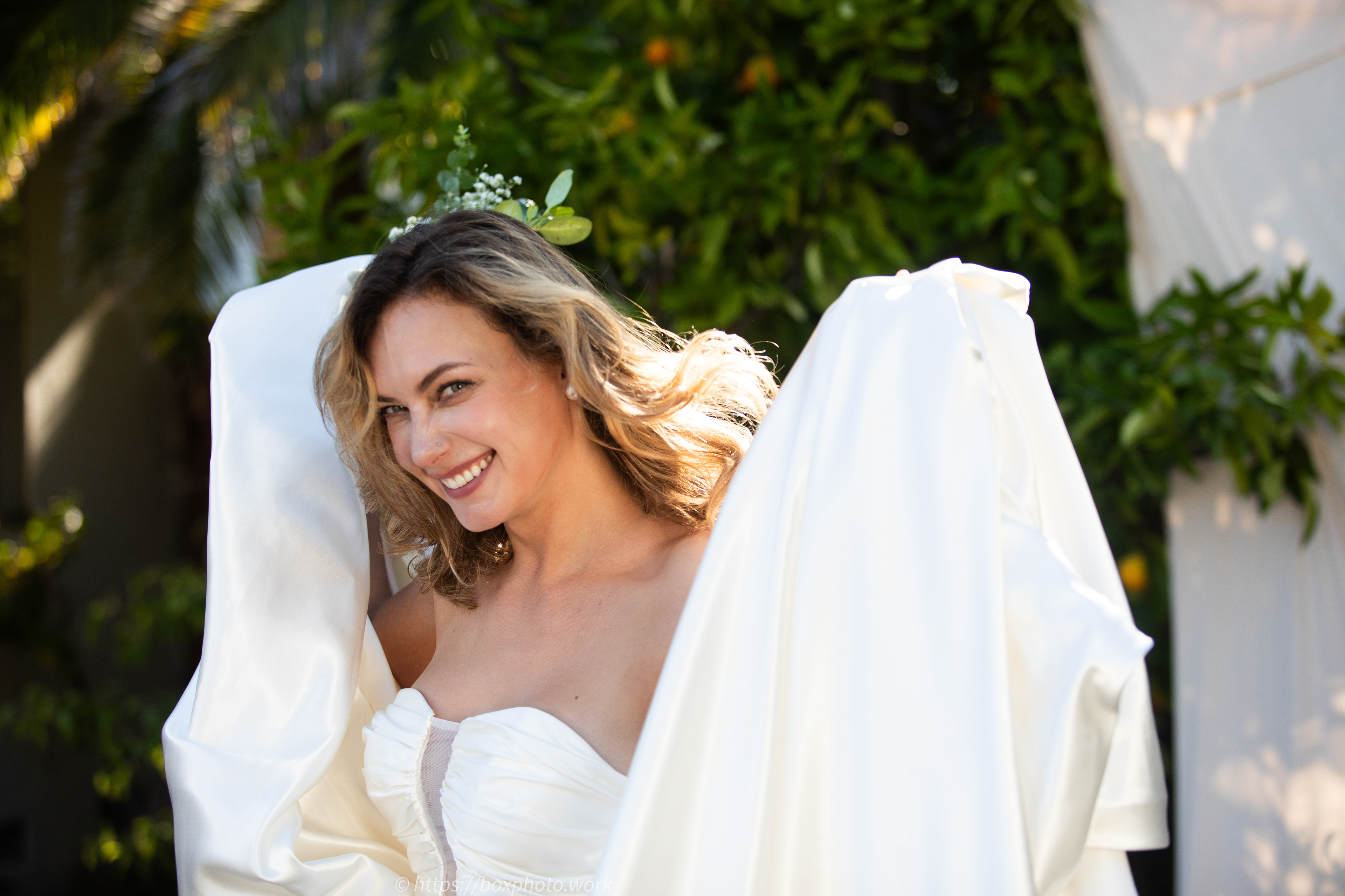 #BayAreaWedding #WeddingPhotography #BridalPortrait #CandidMoments #CaliforniaWedding #BrideStyle #WeddingSeason2025 #BayAreaPhotographer #DocumentaryWeddingPhotography #RealWeddingMoments