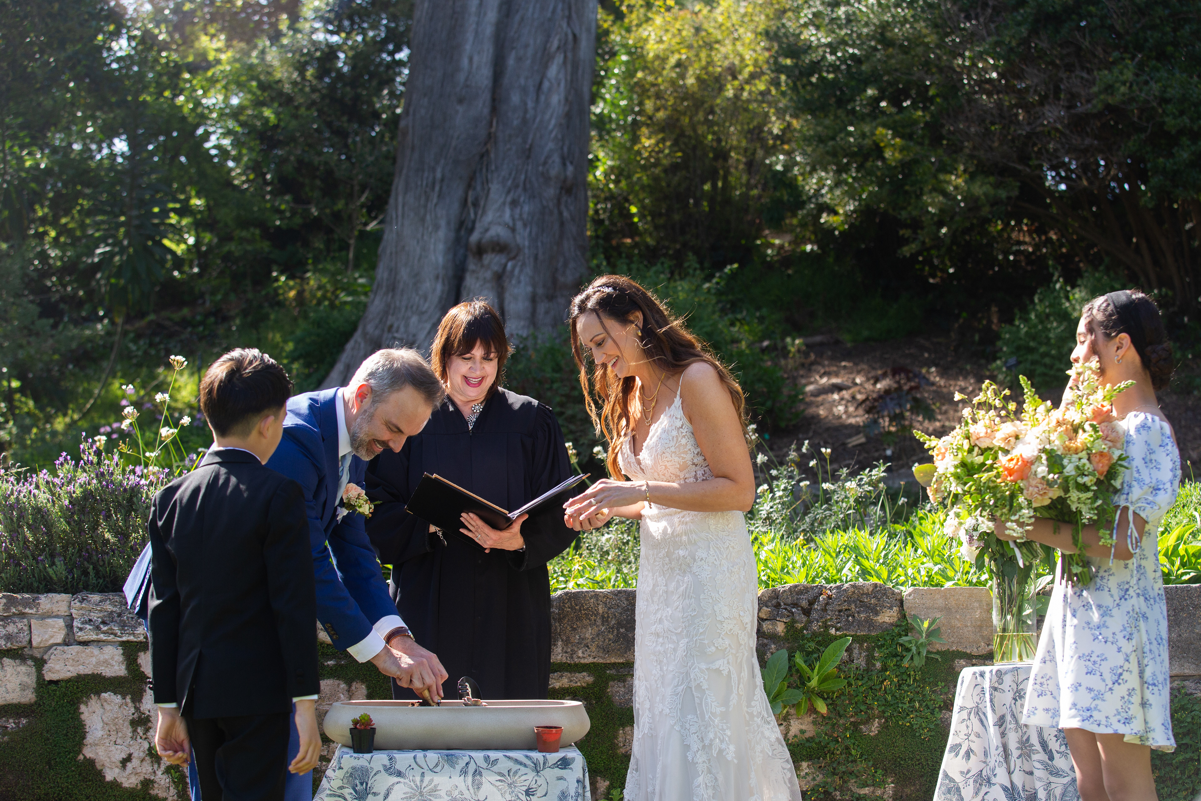 #SanFranciscoWeddingPhotographer #BayAreaWeddingPhotography #CaliforniaWeddingPhotographer #NaturalStylePhotography #CandidWeddingPhotography #FineArtWeddingPhotography #ExperiencedPhotographer #AuthenticWeddingMoments #SFwedding #BayAreaBride
