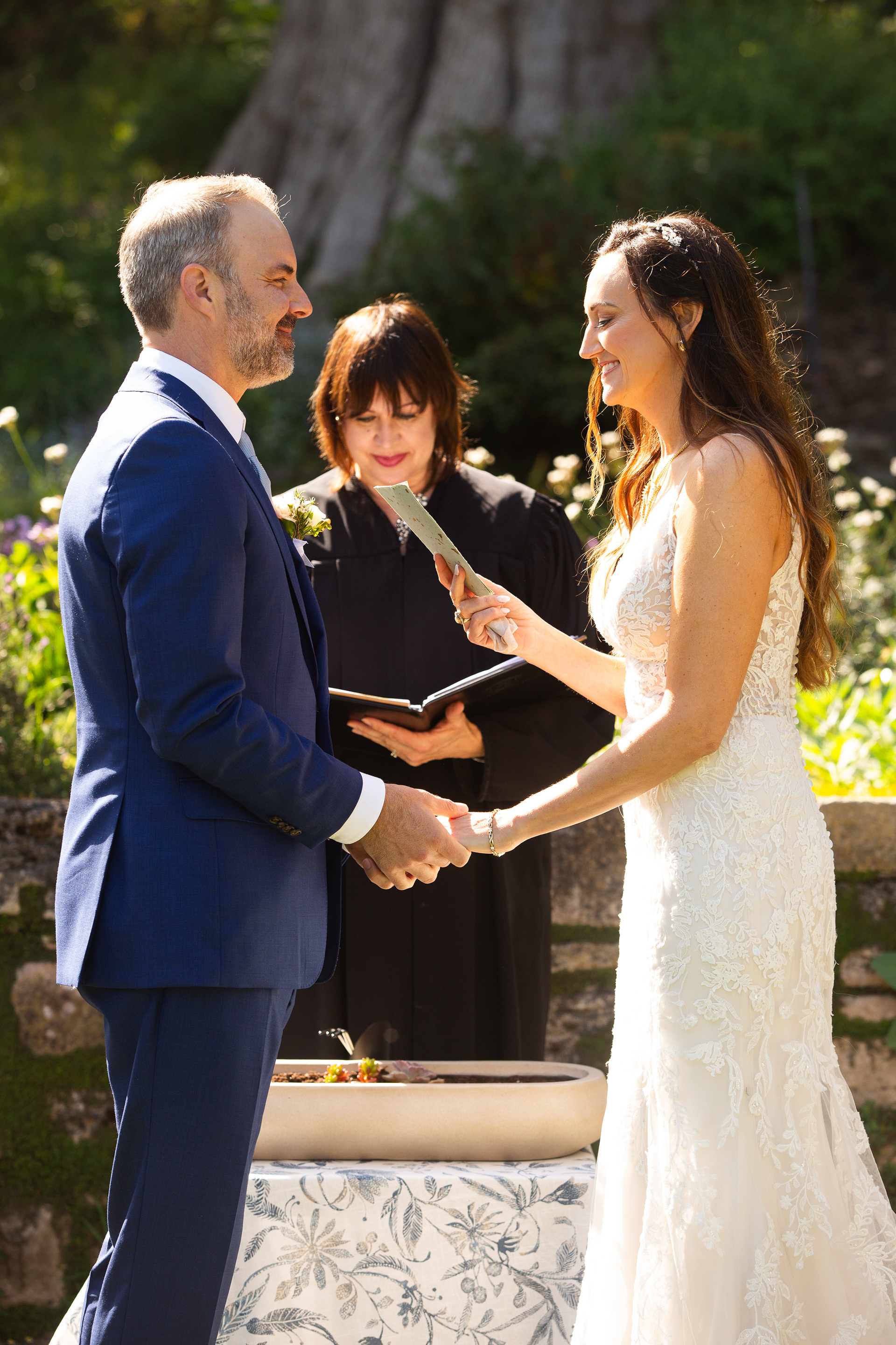 #BayAreaWedding #WeddingPhotography #BridalPortrait #CandidMoments #CaliforniaWedding #BrideStyle #WeddingSeason2025 #BayAreaPhotographer #DocumentaryWeddingPhotography #RealWeddingMoments