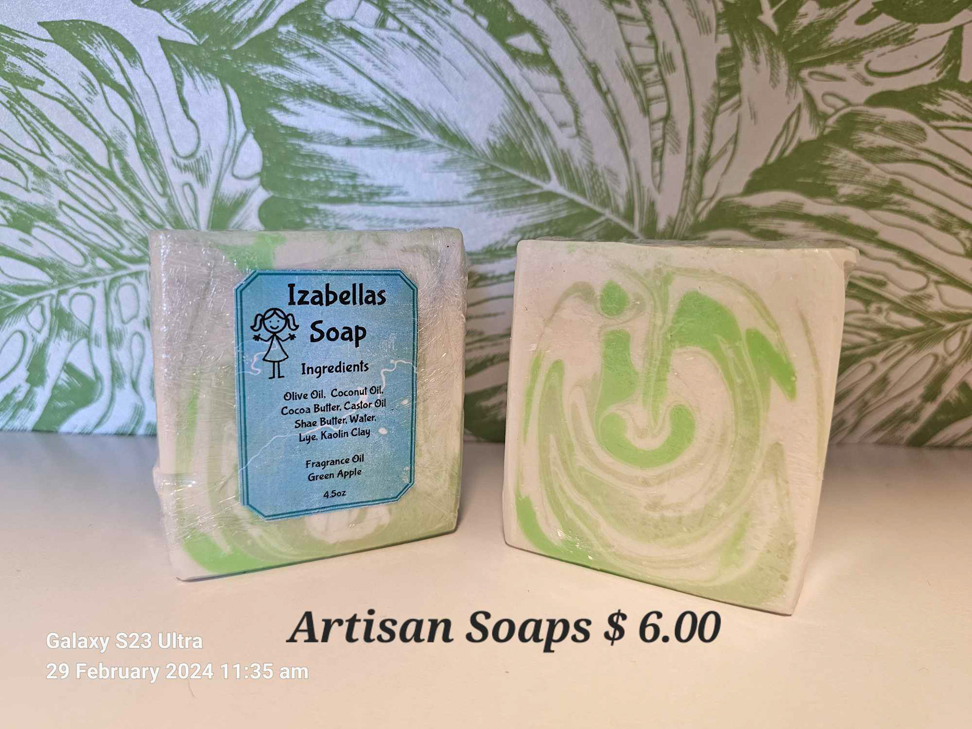 Izabella's Artisan Soaps GREEN APPLE 6.00