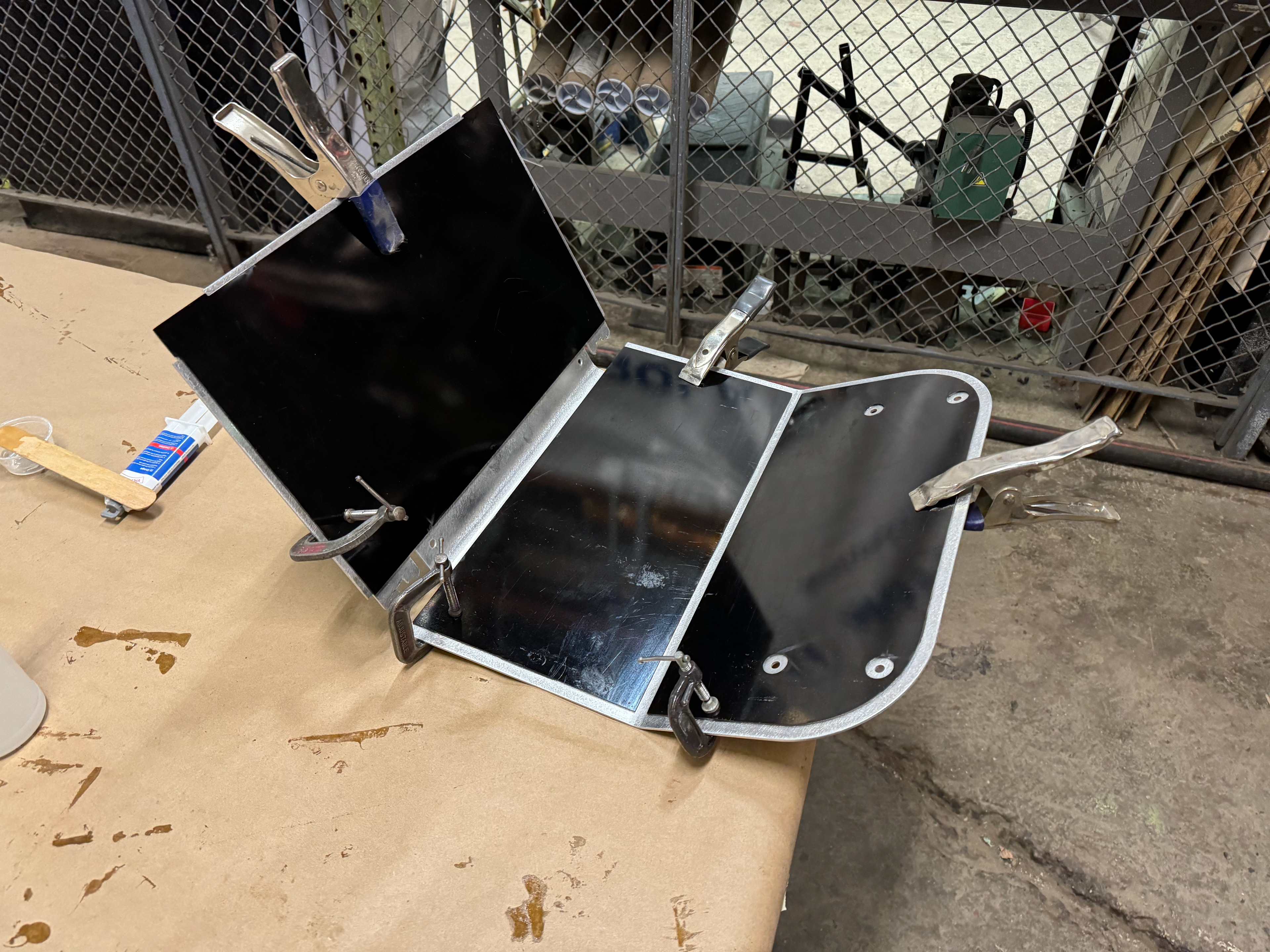 clamping G10 pieces to lid