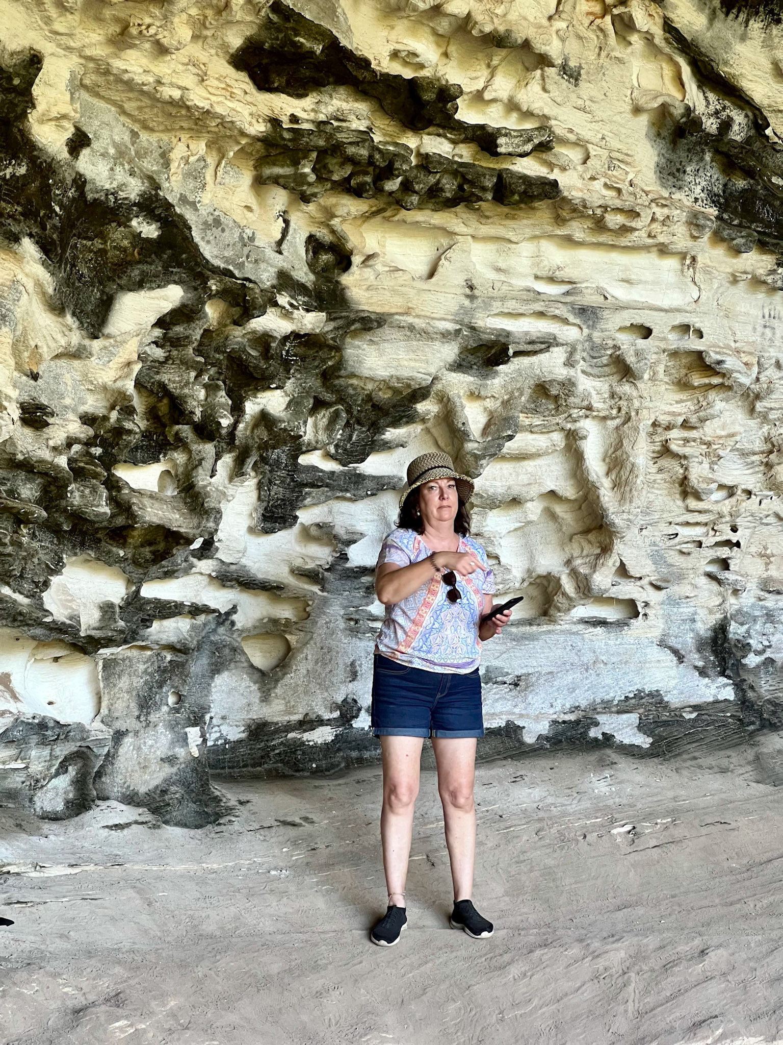 Cania Gorge - Dragon Cave
