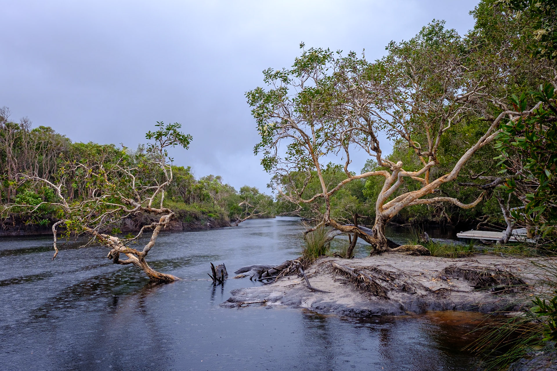 At Minbanba-Black Rocks - Jerusalem Creek
