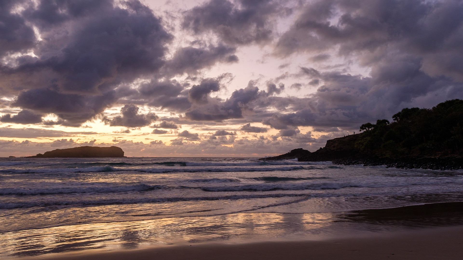 Fingal Head beach sunrise