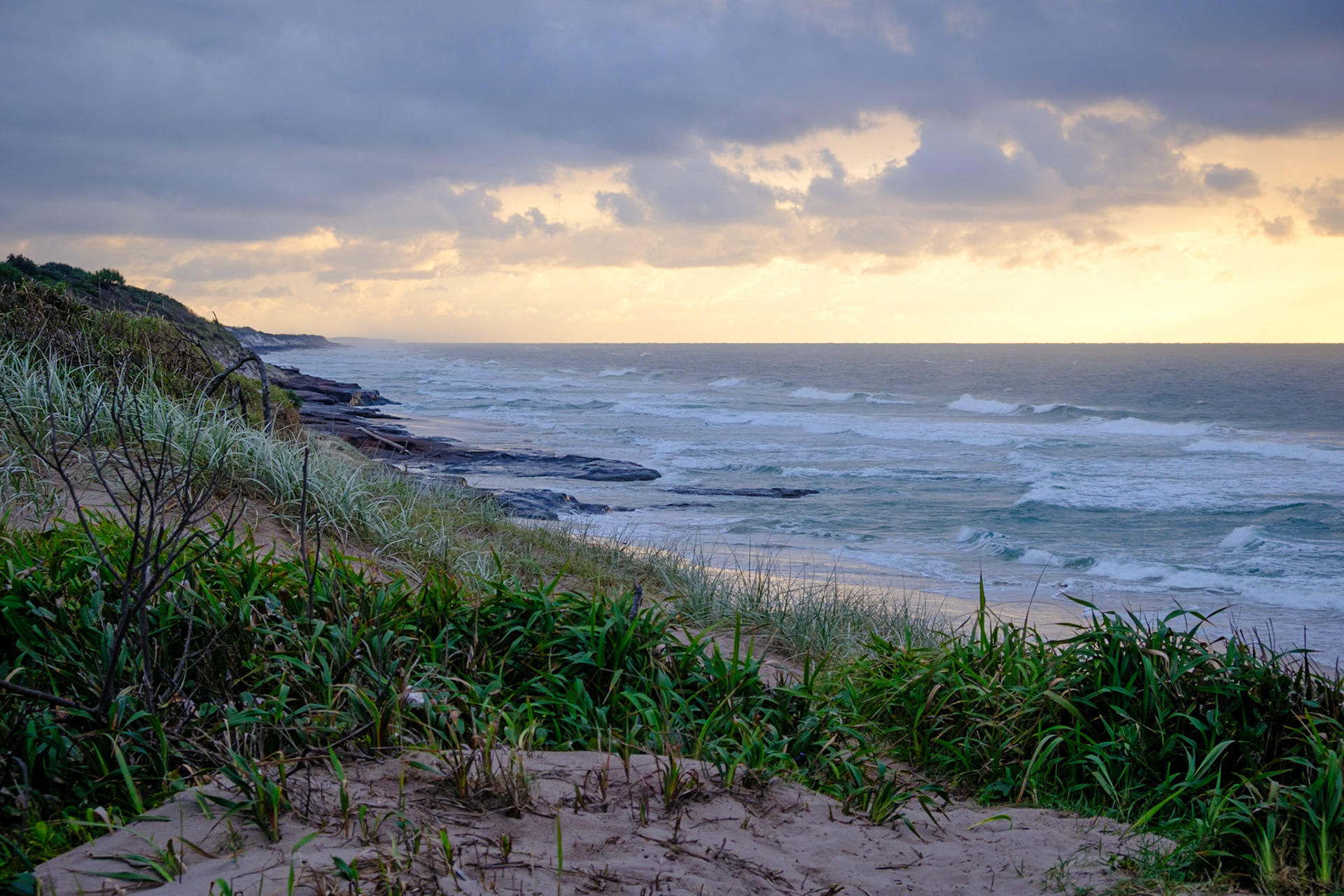At Minbanba-Black Rocks - 10 Mile Beach