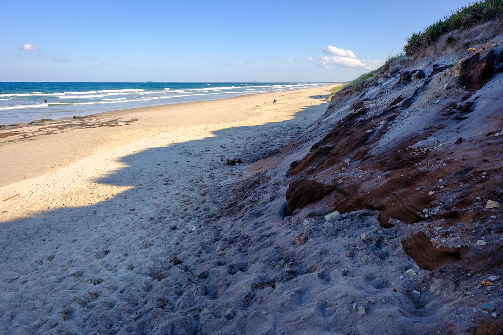 At Minbanba-Black Rocks - 10 Mile Beach