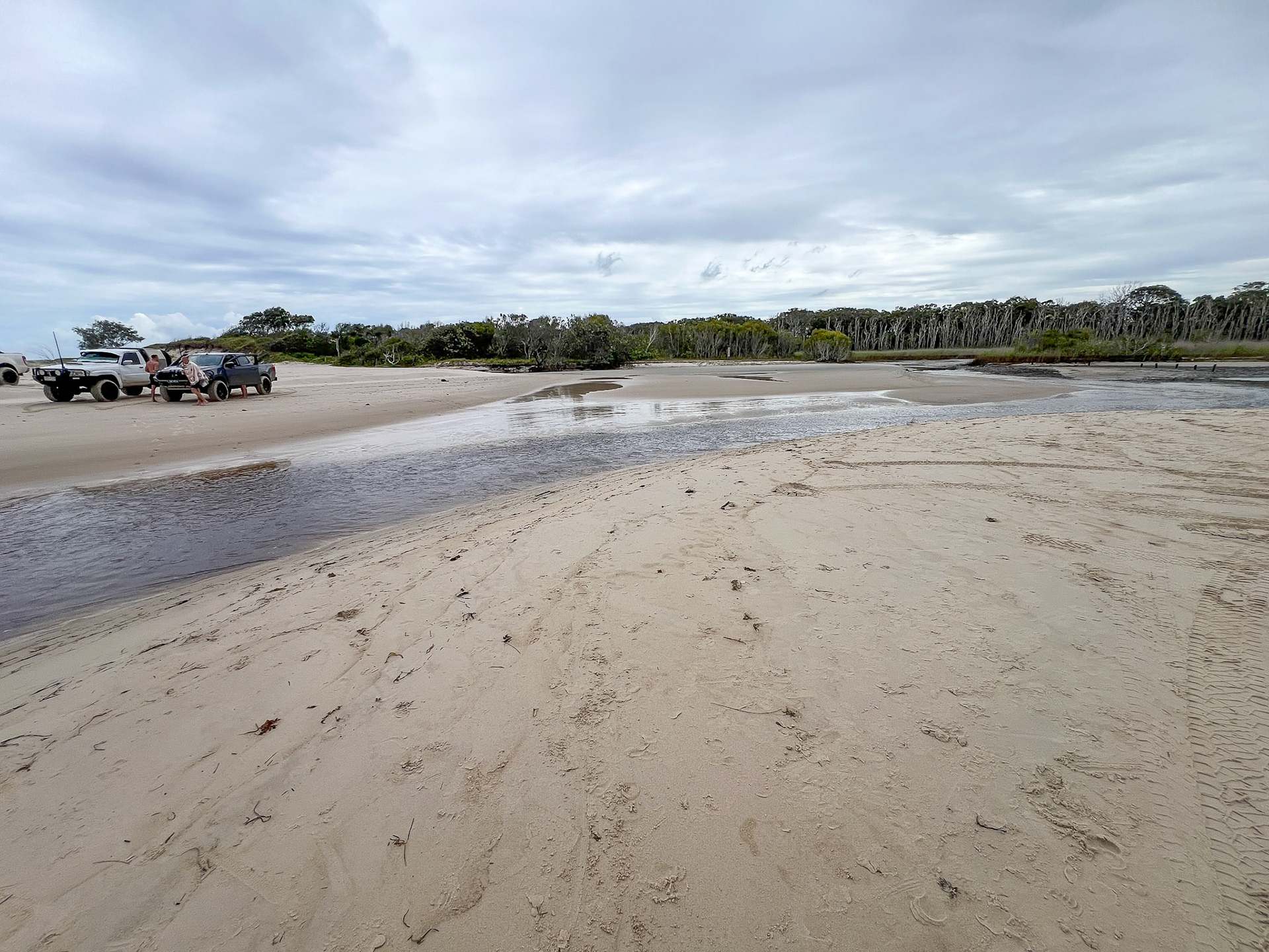 A reminder of how quickly the beach cn change. 2 days ago we were swimming in the lagoon. Today its gone, opened to the sea