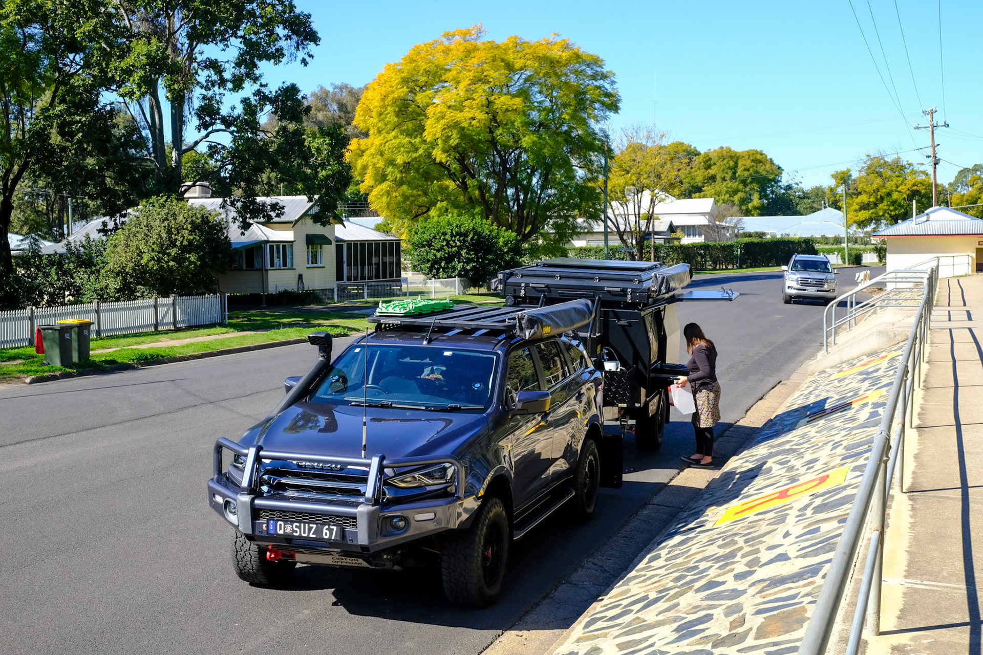 Lunchbreak in Gondiwindi at the MacIntyre River