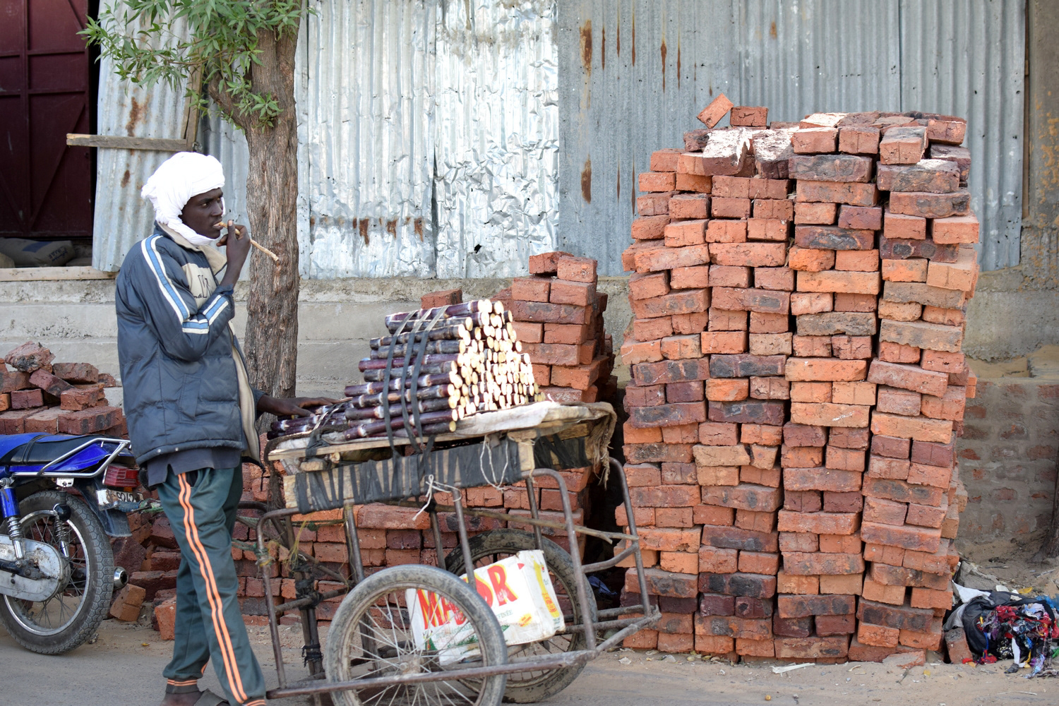 Le long des rues de N'Djamena.