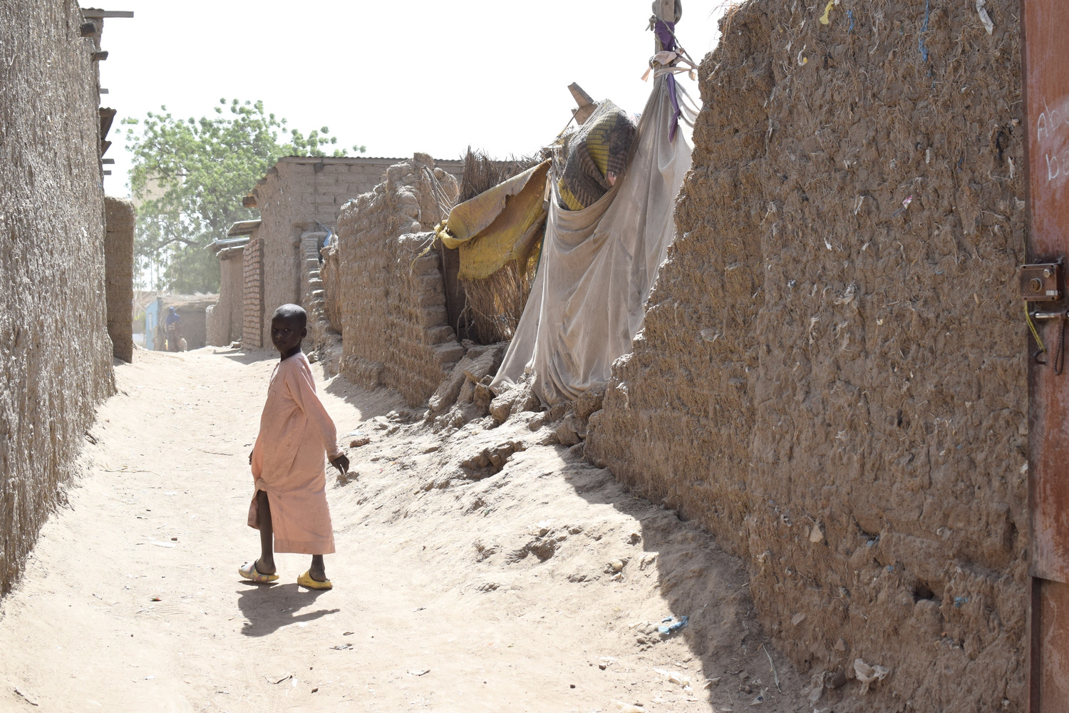 Le village de potiers de Gaoui (قاوي), capitale de la civilisation Sao, a proximité de N'Djamena