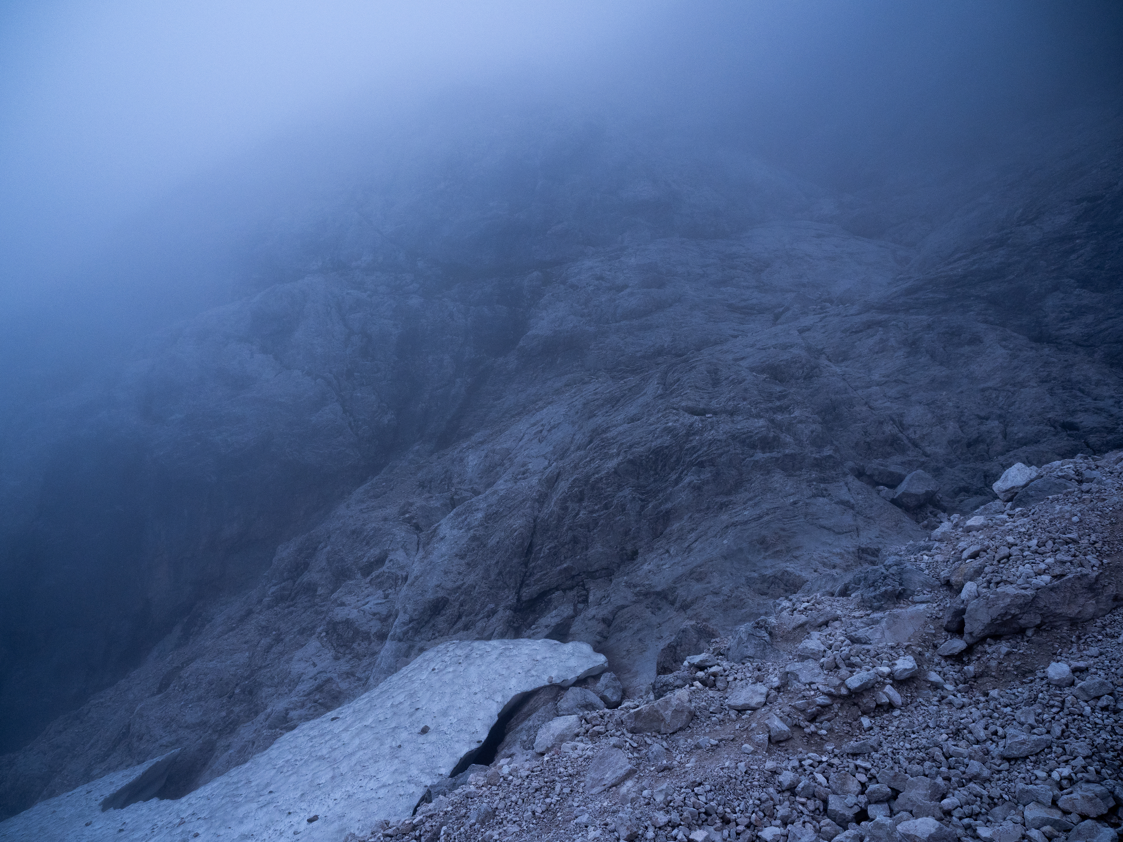 Auf dem Weg zum Einstieg in den Klettersteig