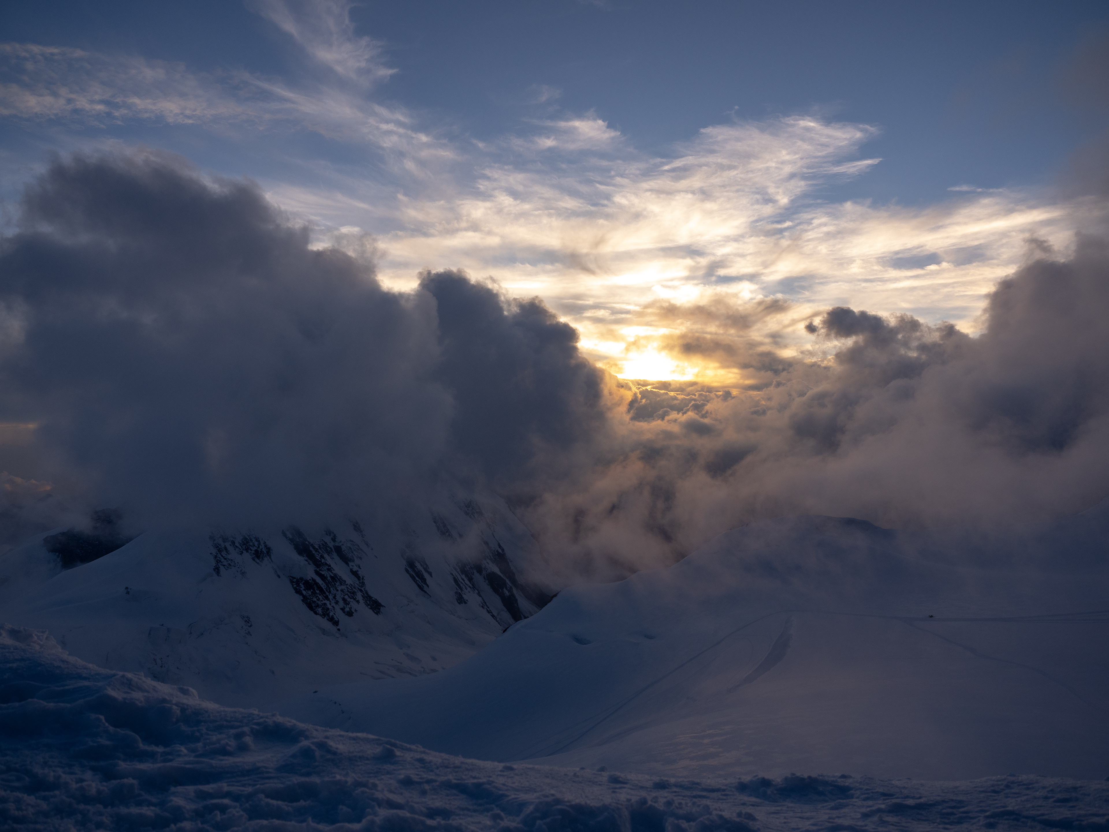 Die Wolken verzogen sich immer wieder für kurze Zeit.