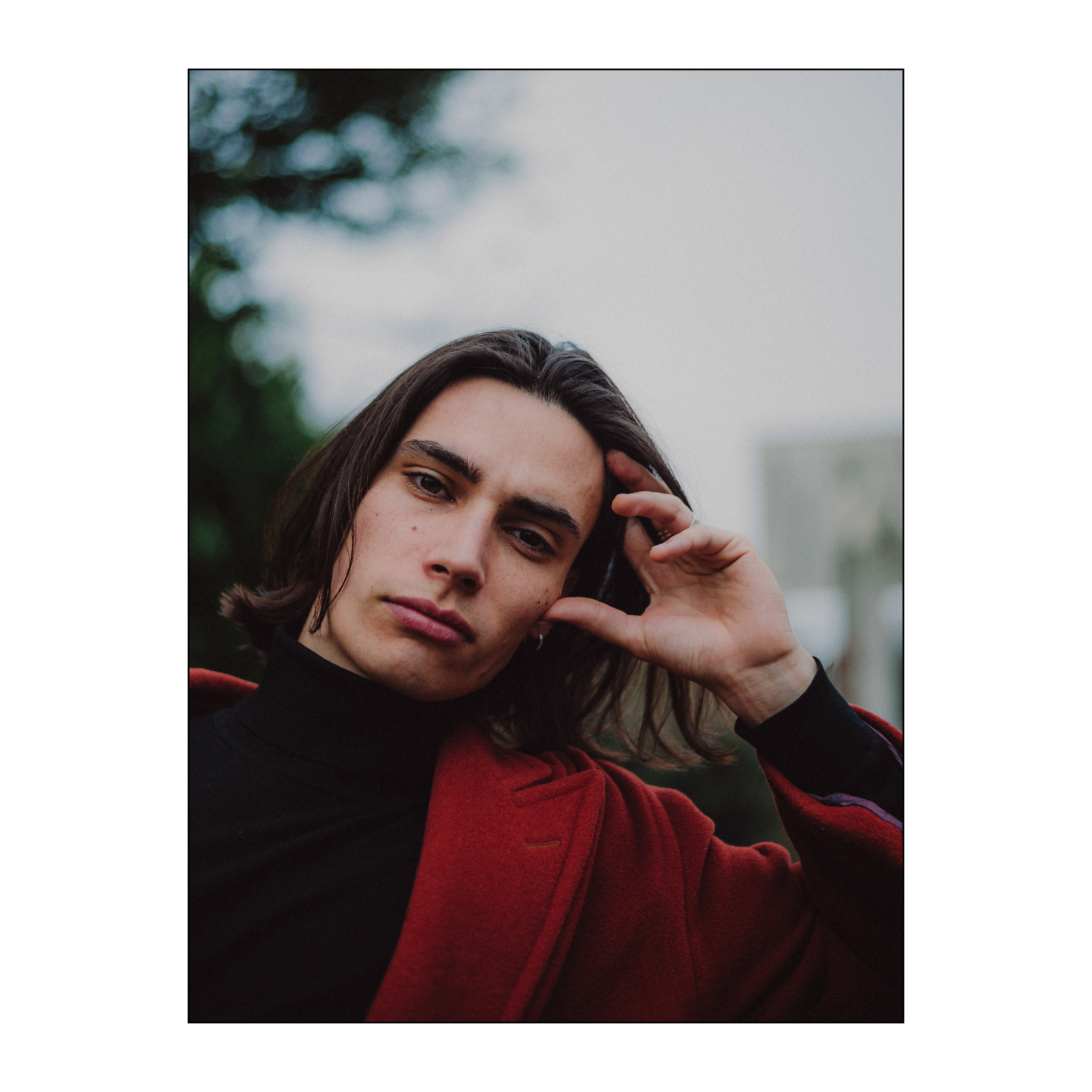 Pierre Freneau shot around Station Muiderpoort for REFORMED agency.