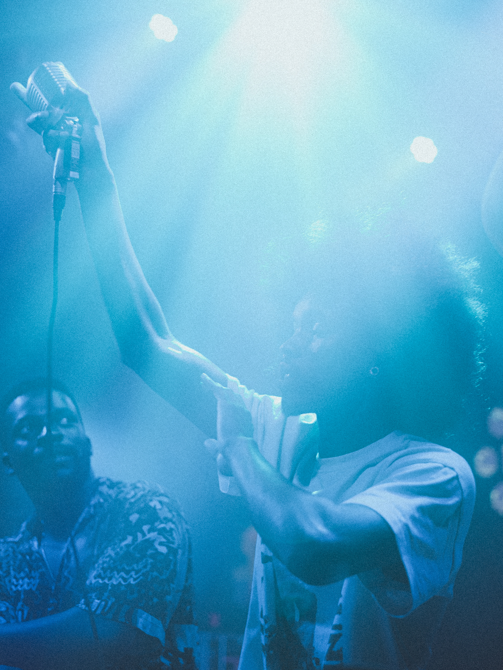 S!rene and Josimar during a documentary shoot for Notes x Wereldmuseum.