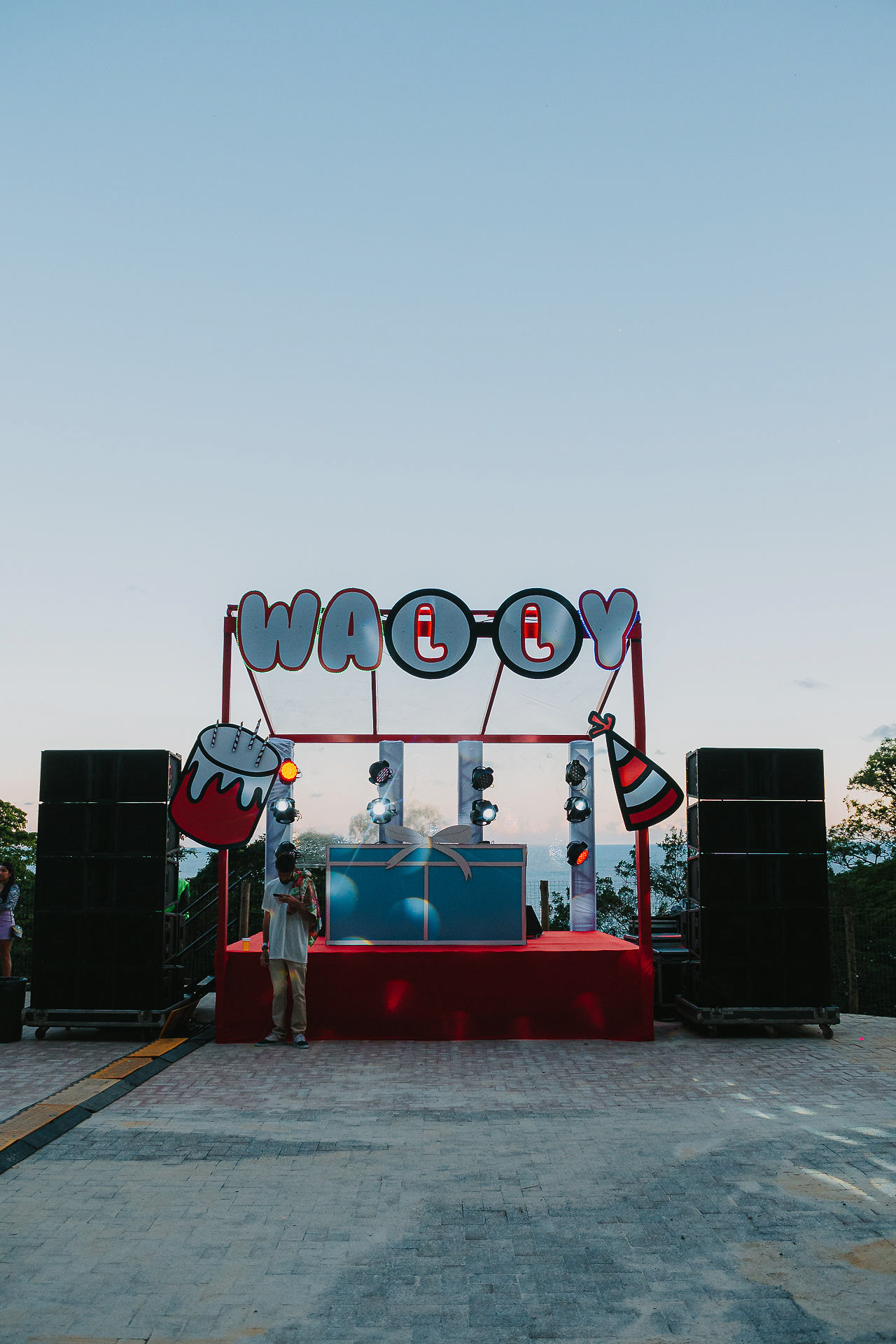 Artes para ativação no palco do evento