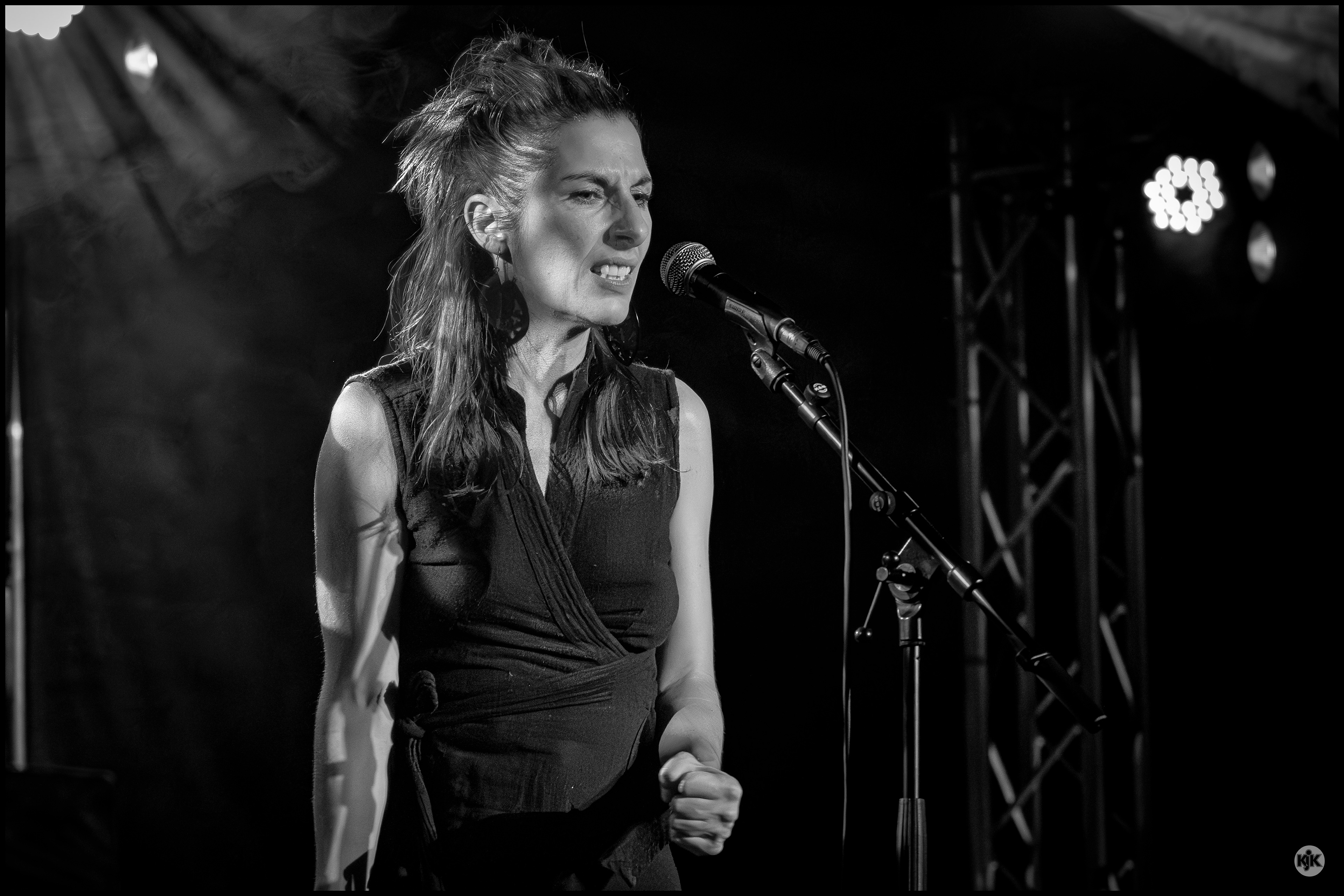 Stella zeigt ihr ganzes Repertoire