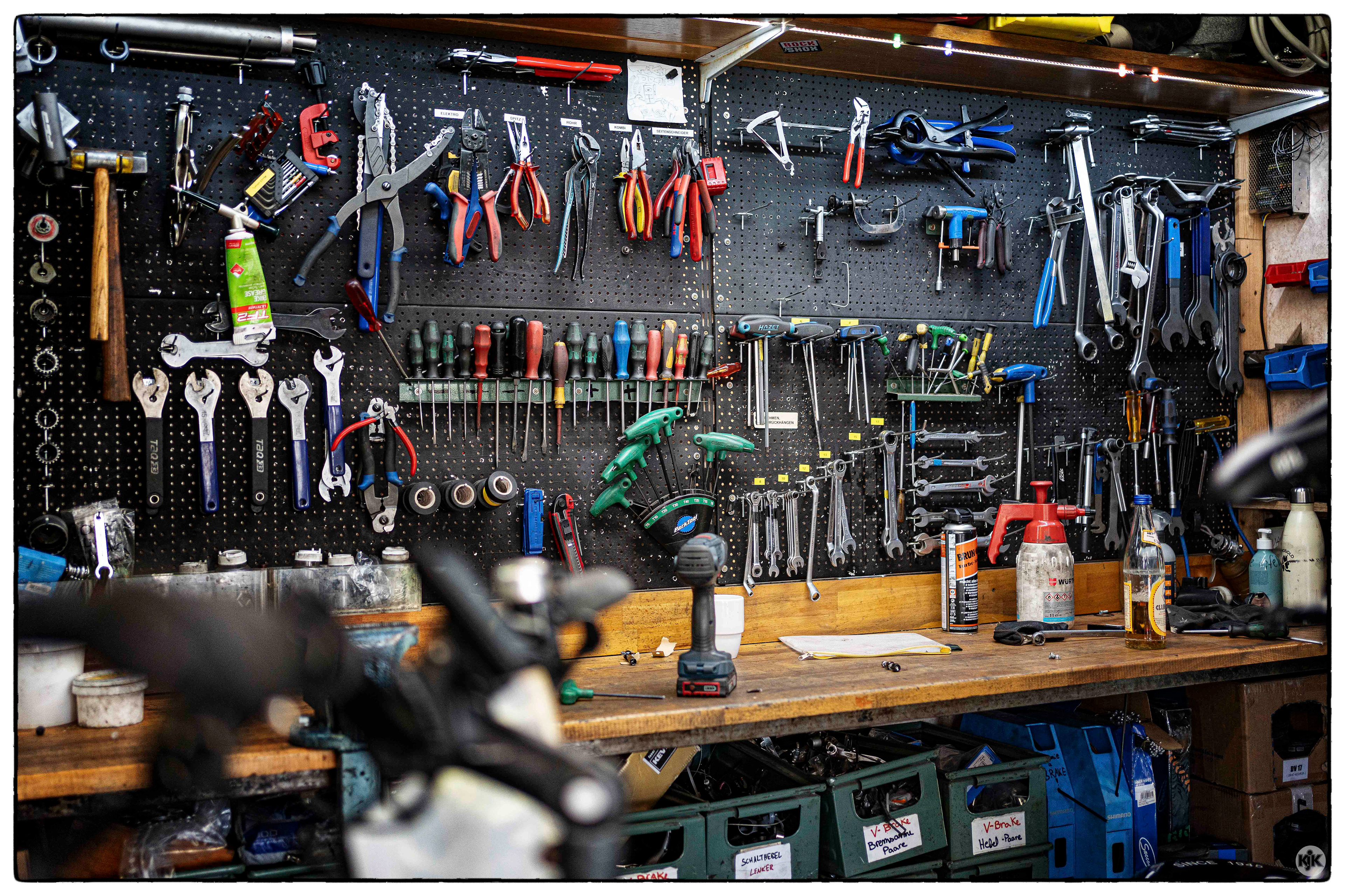 - Aufbauten / Service / Upcycling -
