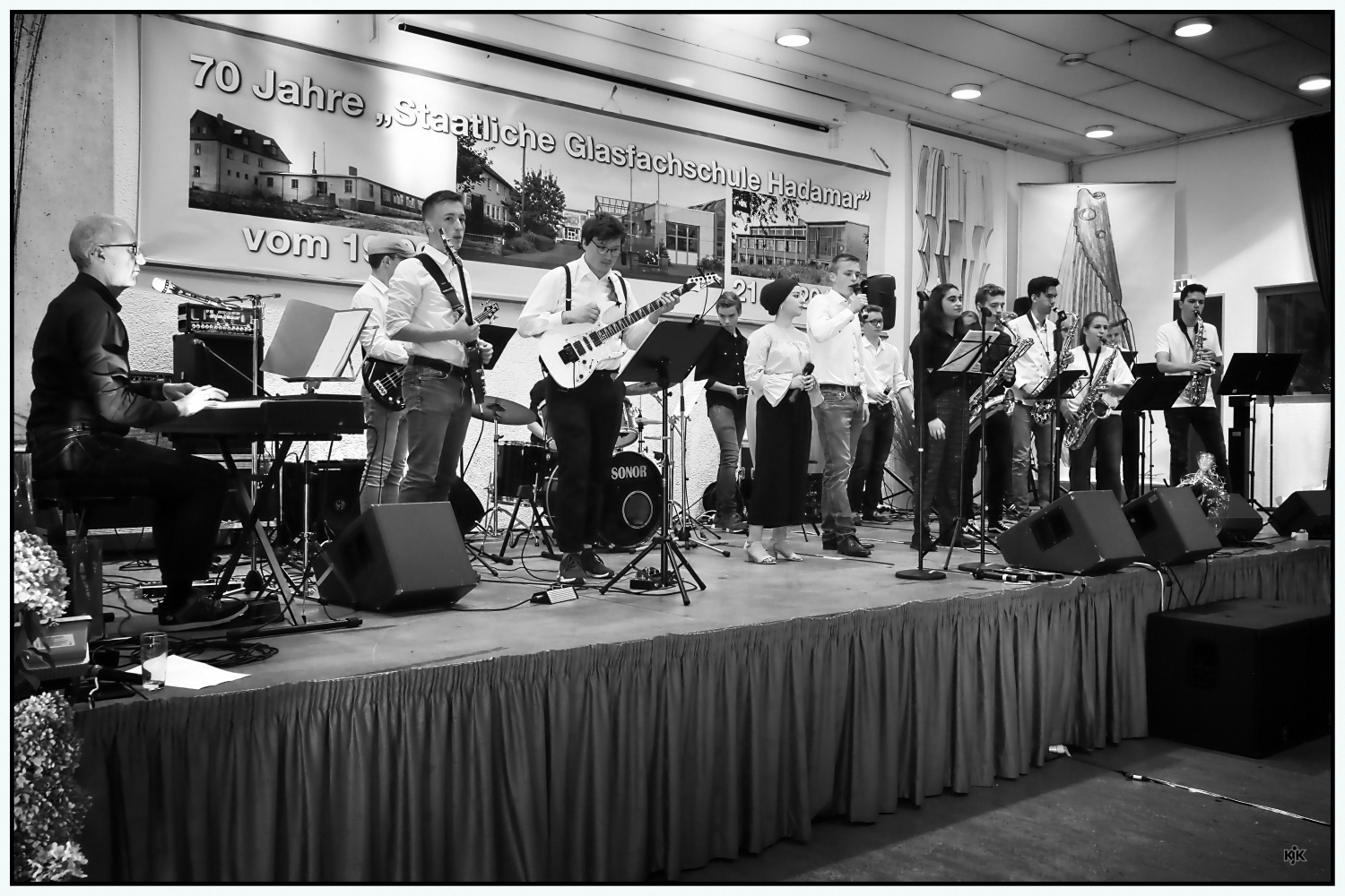 Die komplette Band