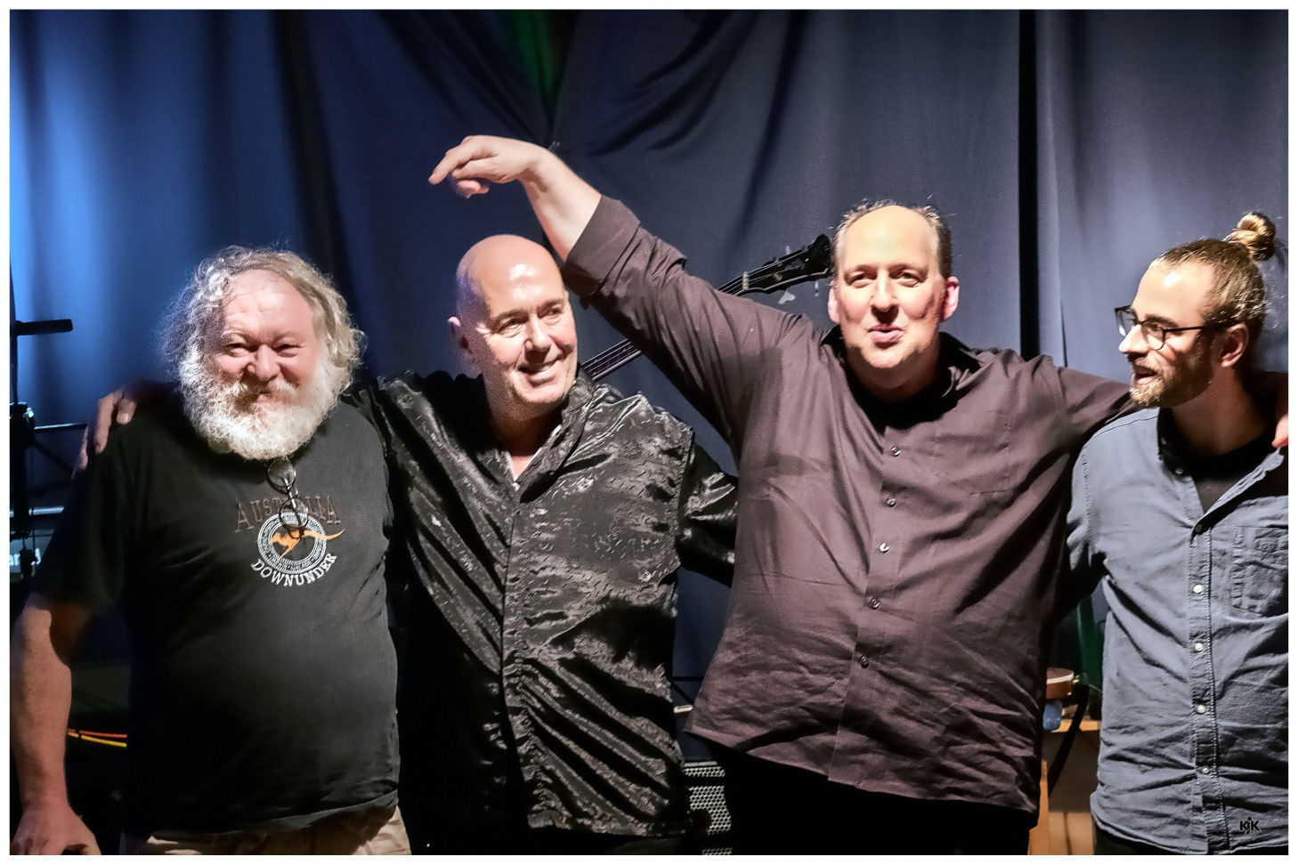 Ein gelunges Konzert, Dank dem Veranstalter Hans Ruppert (links)
