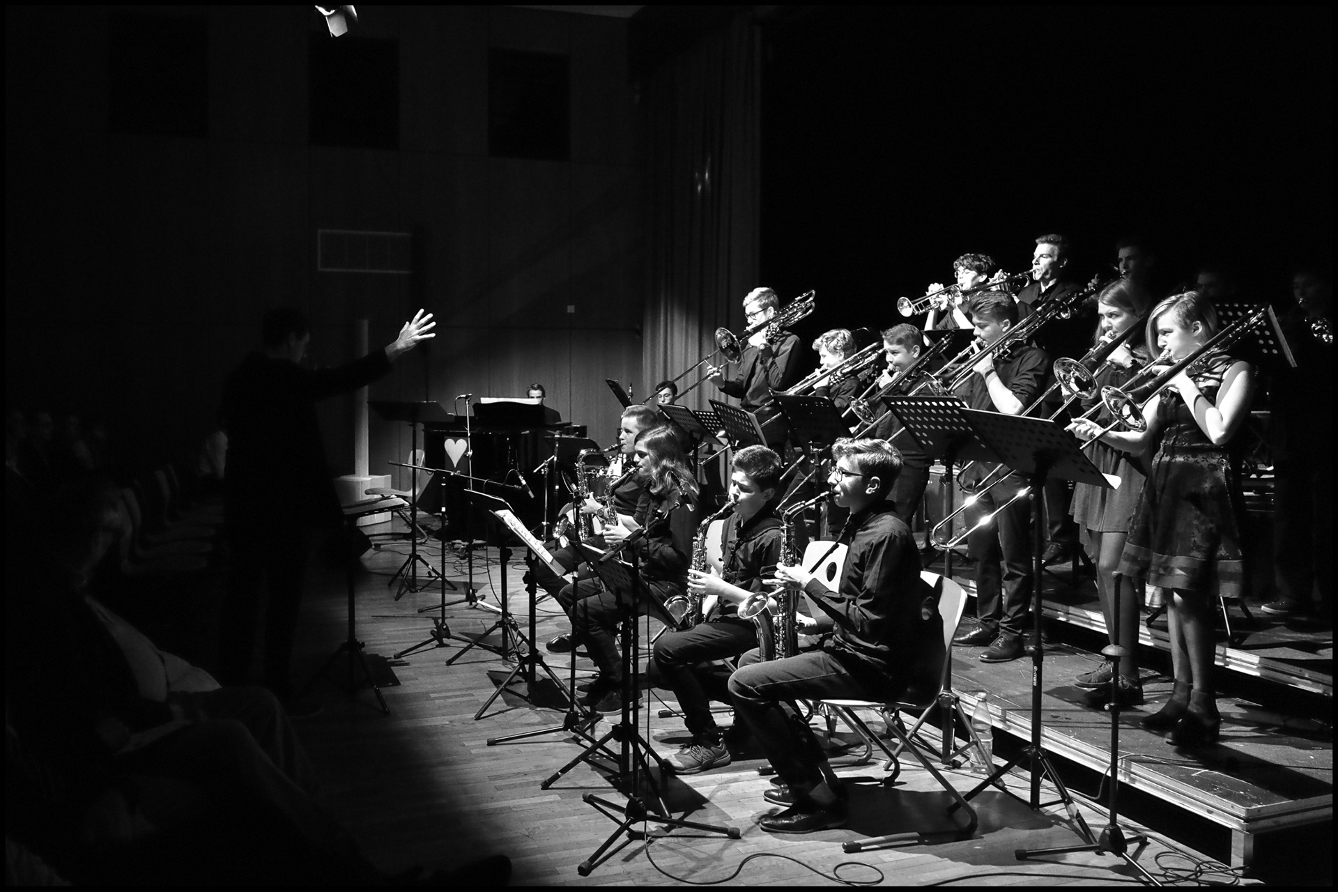 Die Tile-Bigband