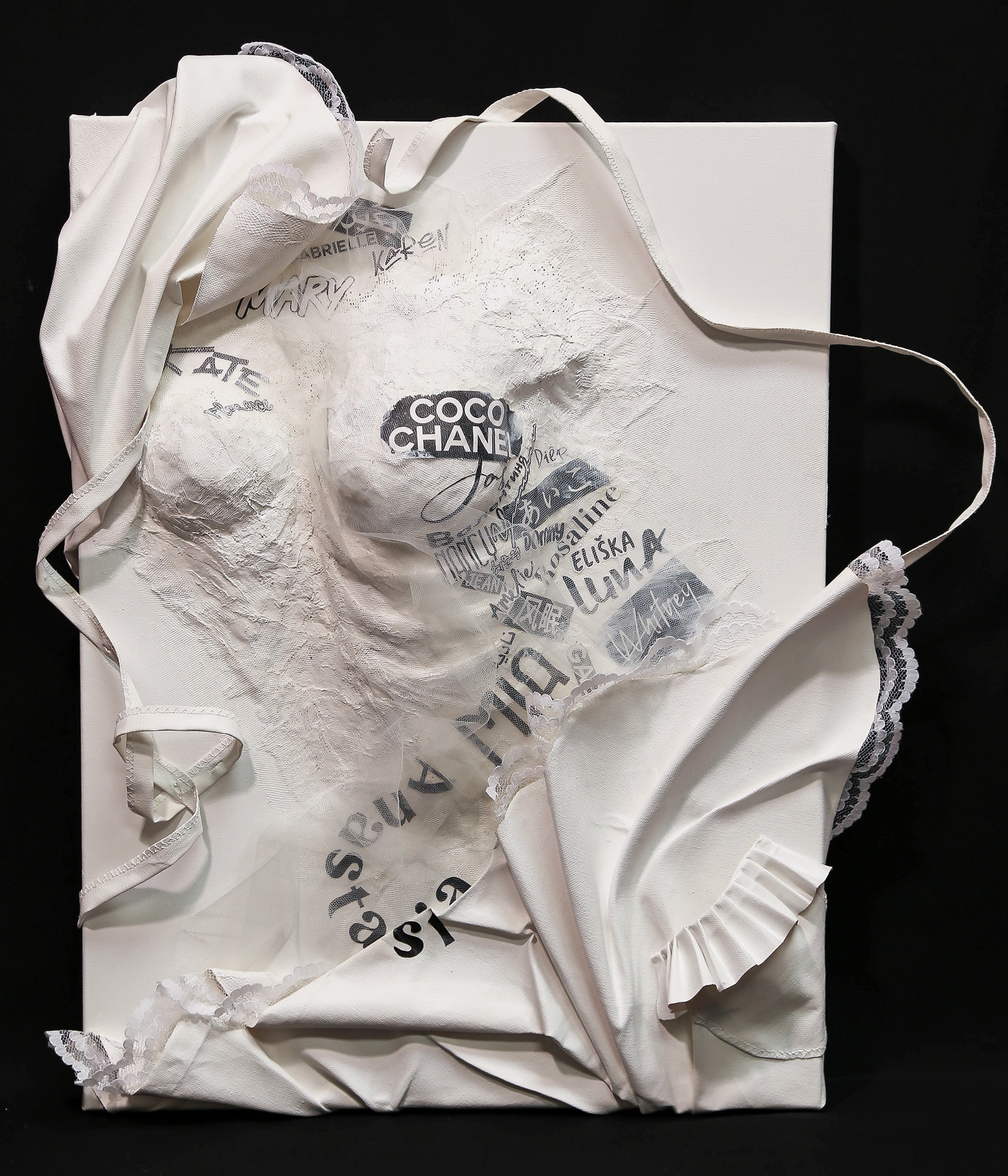 This piece represents the liberation of women’s fashion from tight corsets to professional loose clothing. A transformative moment that is both beautiful and haunting.