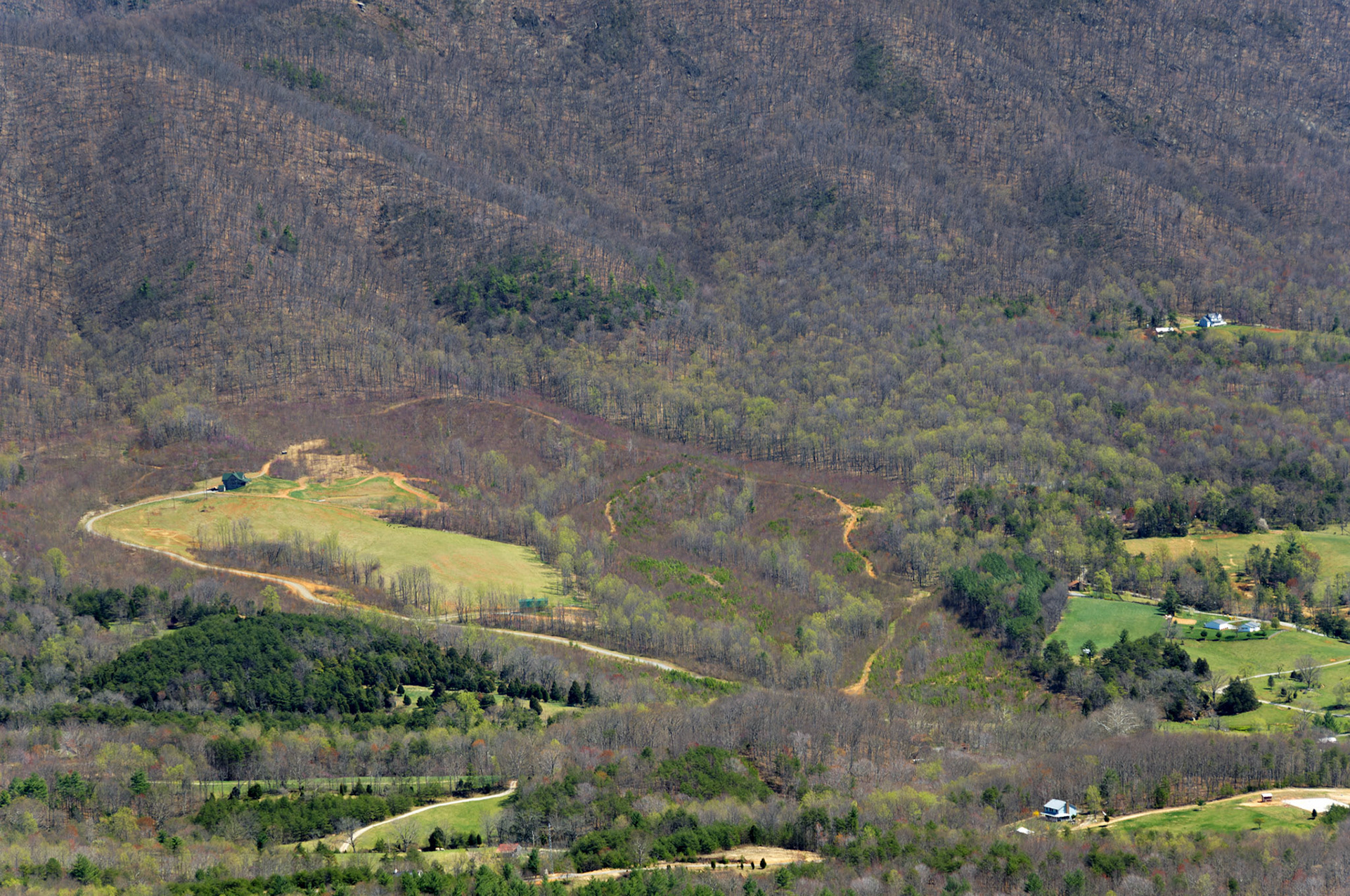 VA_BlueRidge_20060405_0100_PS