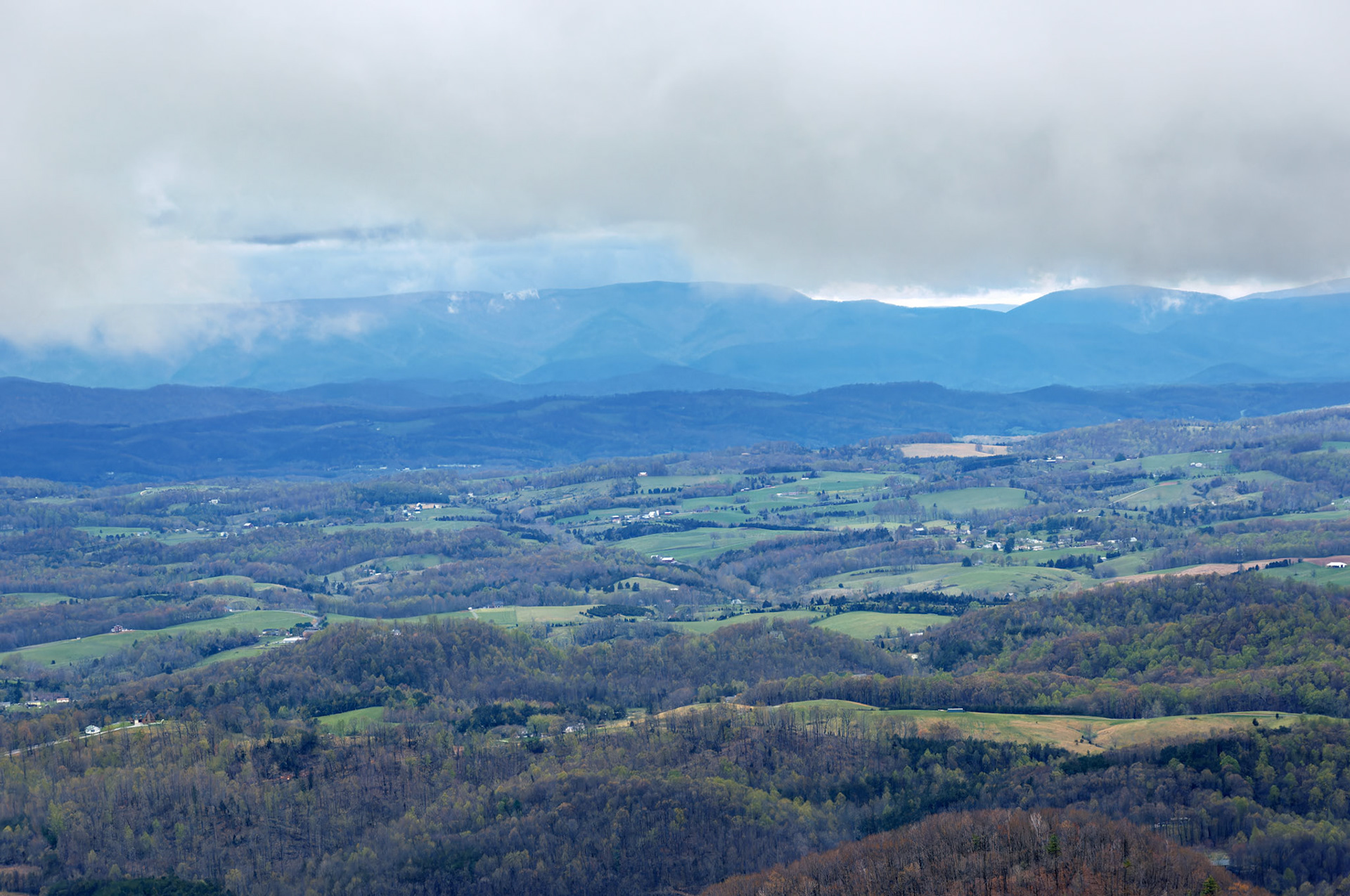 VA_BlueRidge_20070415_0143_PS