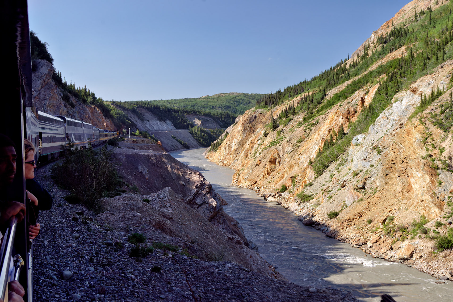 AK_20030808_0917_PS.dng