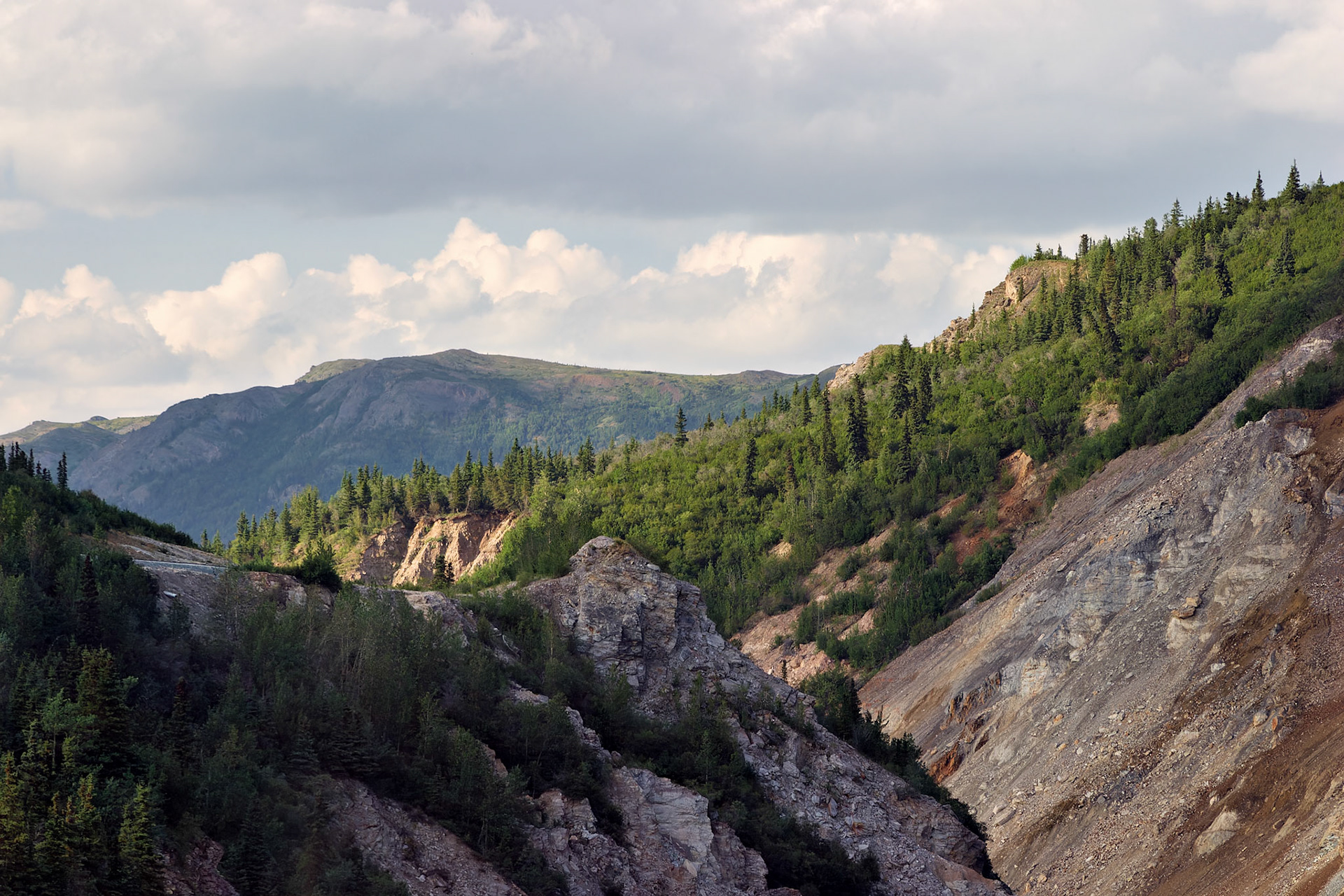AK_20030807_0869_PS.dng