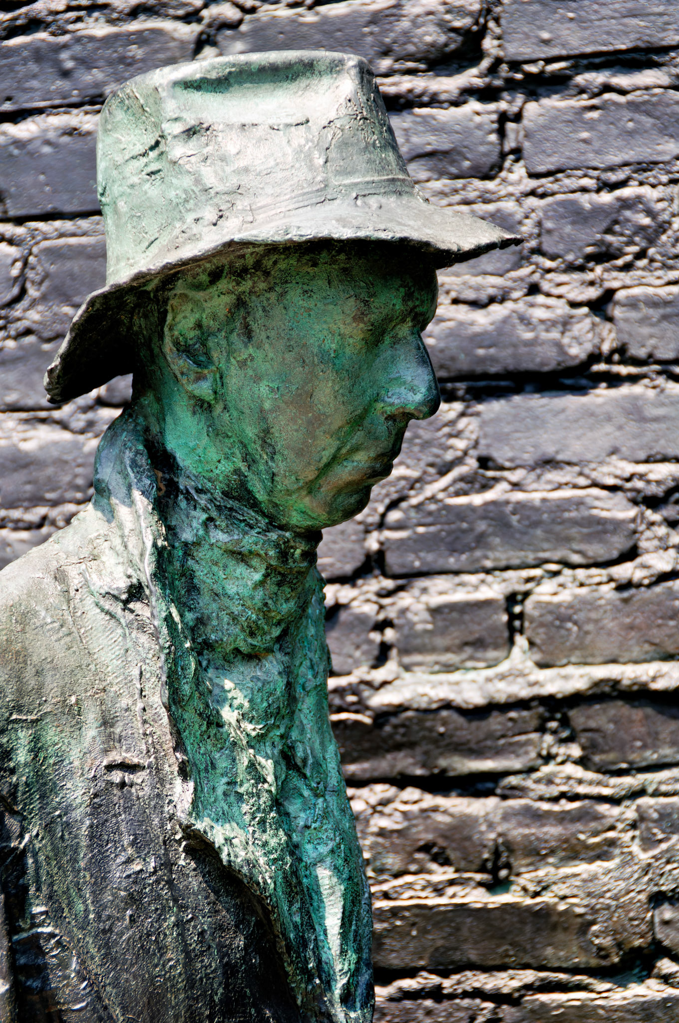 PA_GroundsForSculpture_20080814_0053_PS.dng