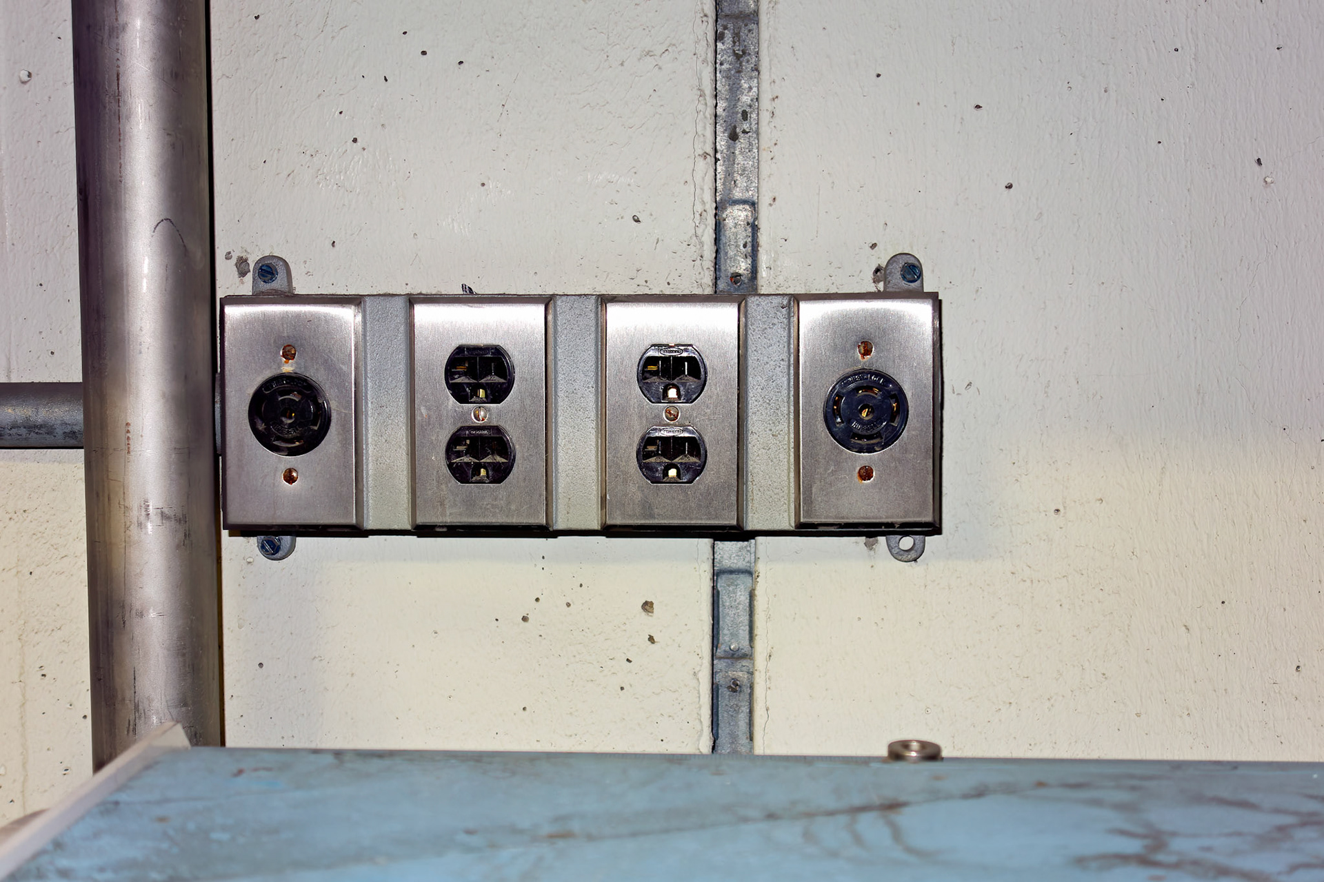 IL_Fermilab_20121129_0059_PS.tif
