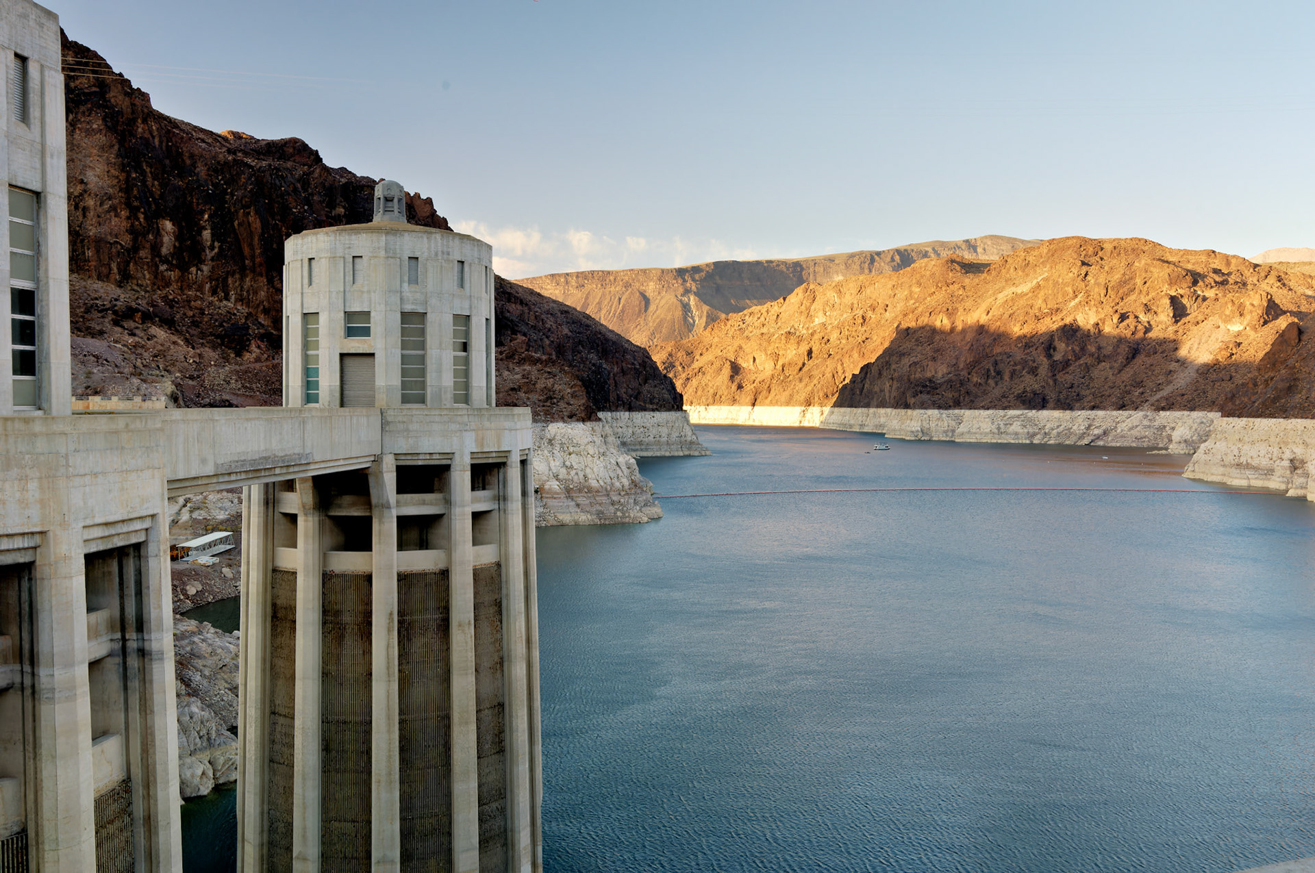 NV_HooverDam_20070530_0042_PS