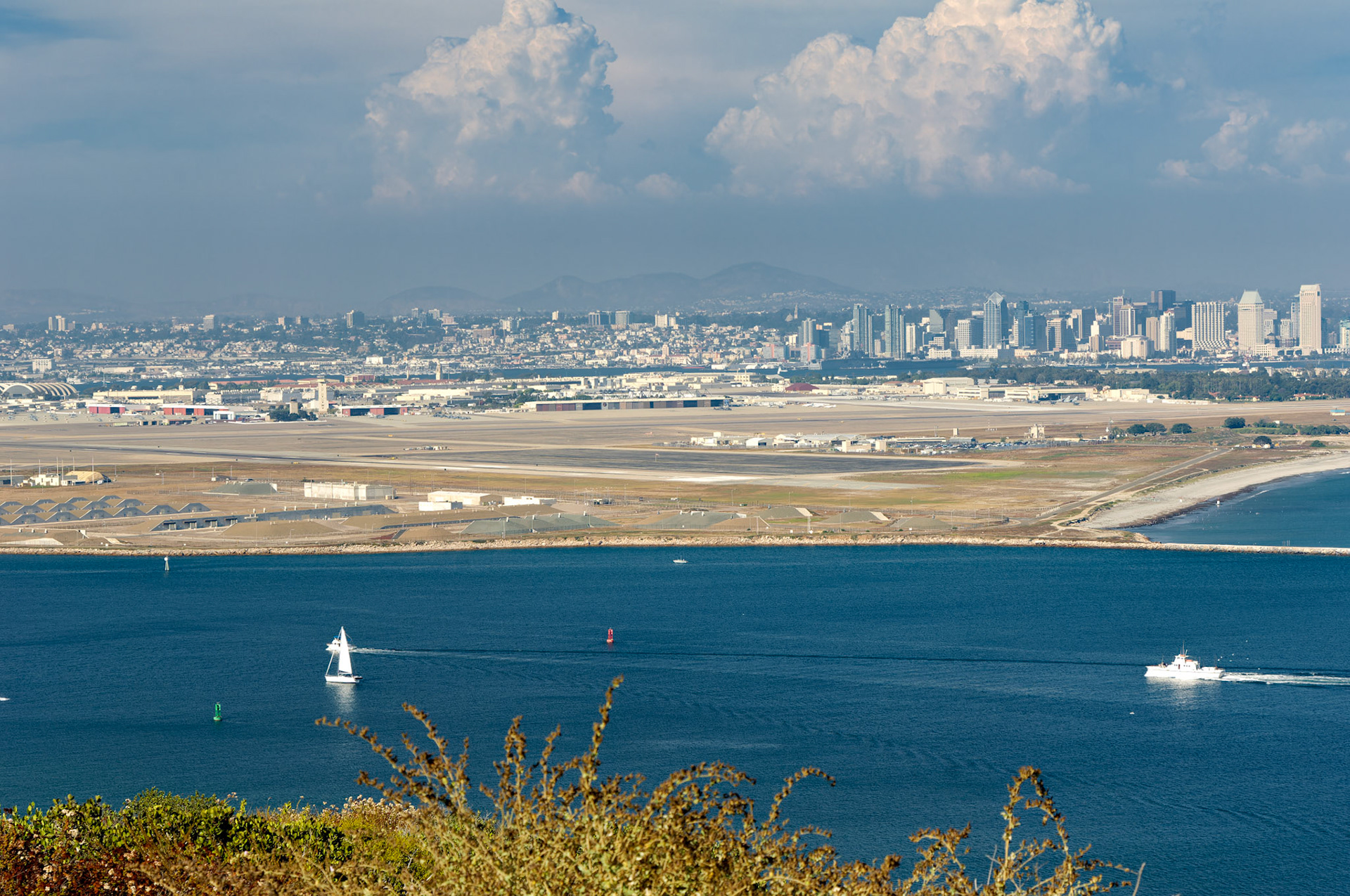 CA_SanDiego_20050728_0076_PS.dng