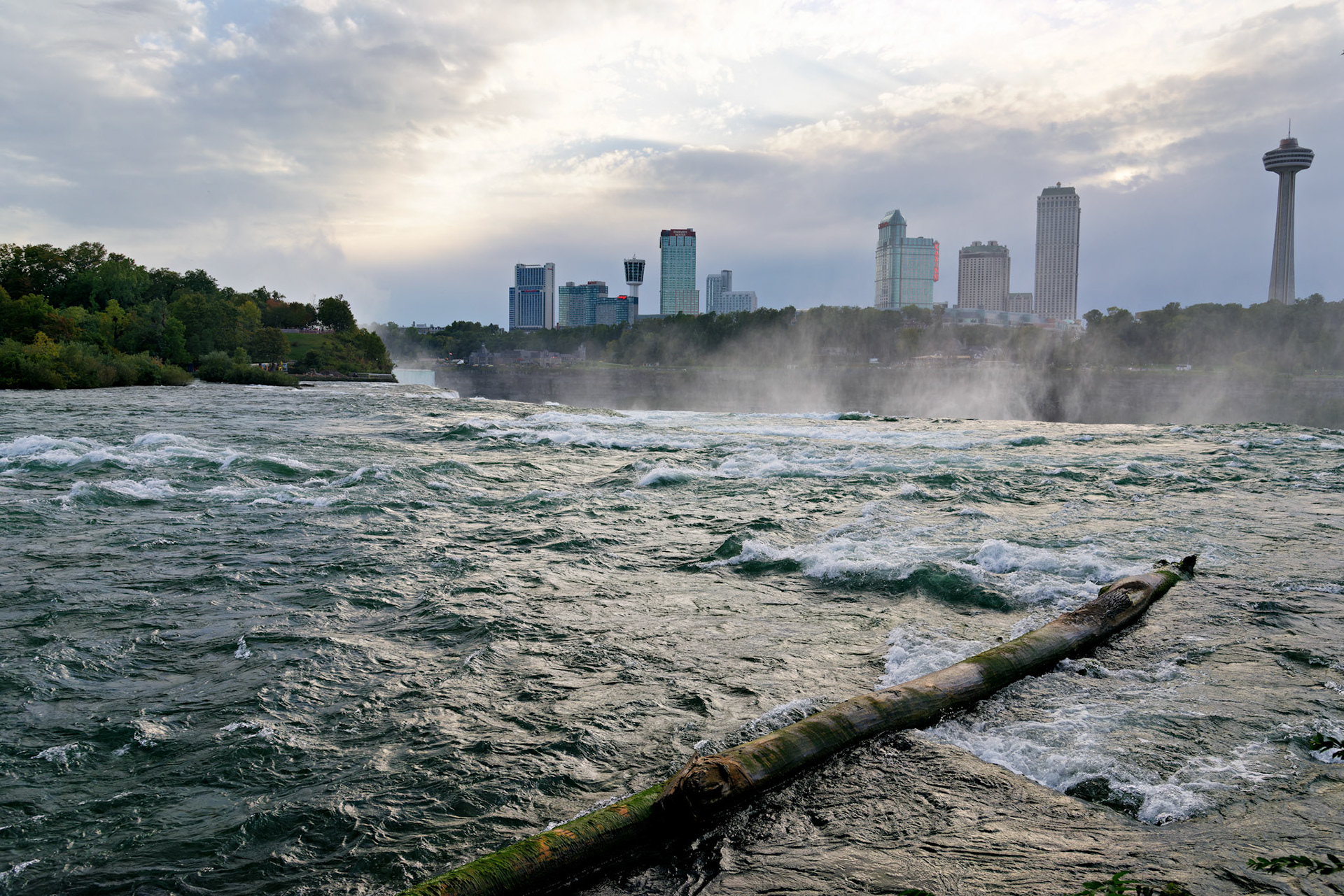 NY_NiagraFalls_20120922_0022_PS.tif